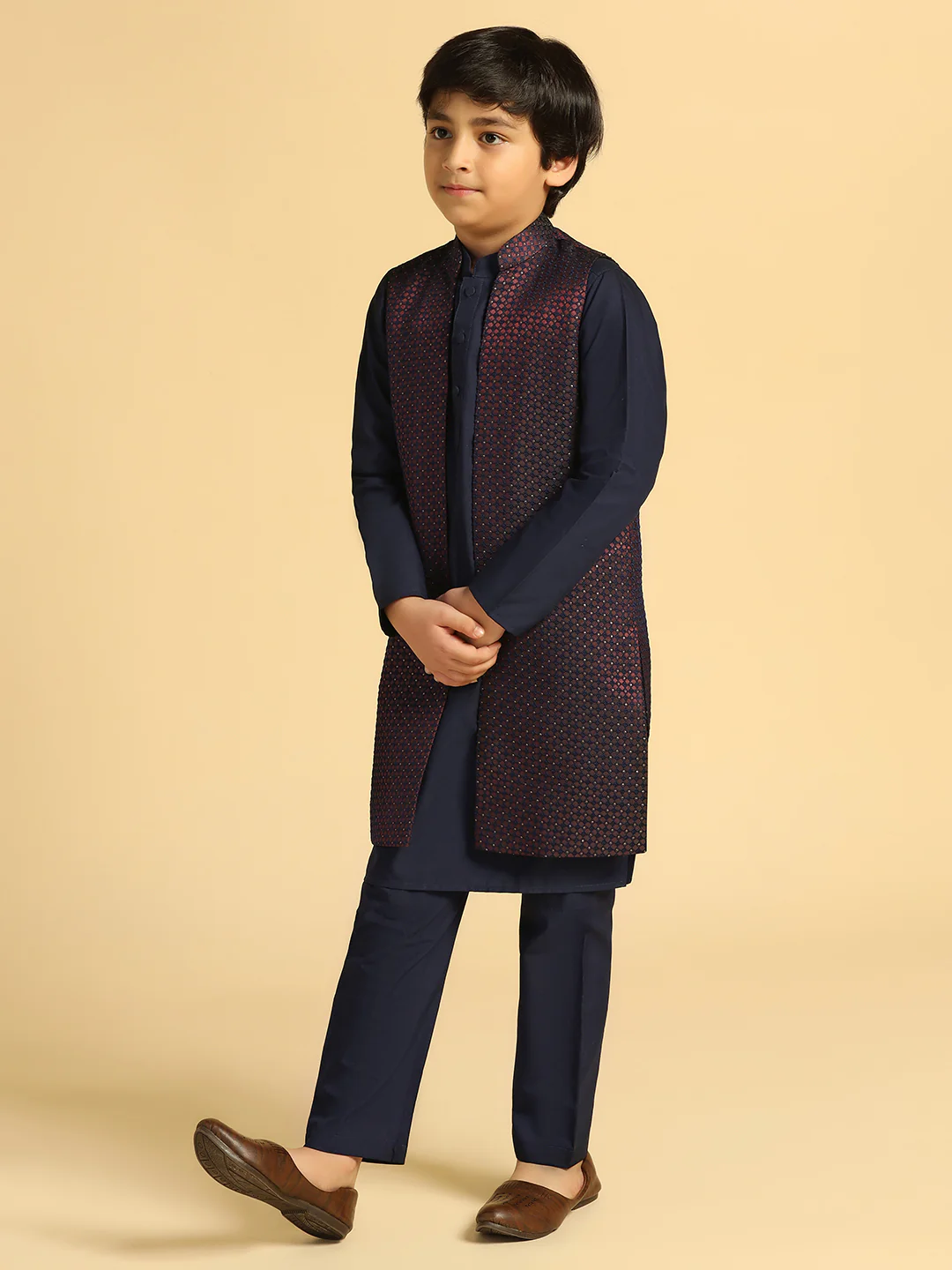 Boy's Wine Self Design Kurta Jacket Pyjama Set - Image 2