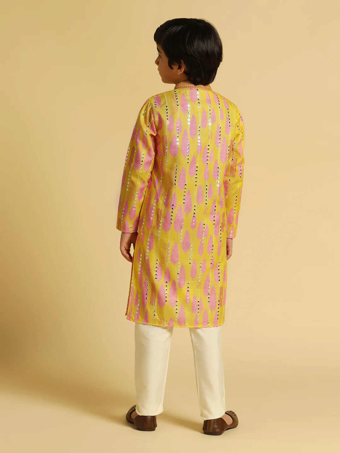 Boy's Yellow Printed Thread Work Kurta - Image 4