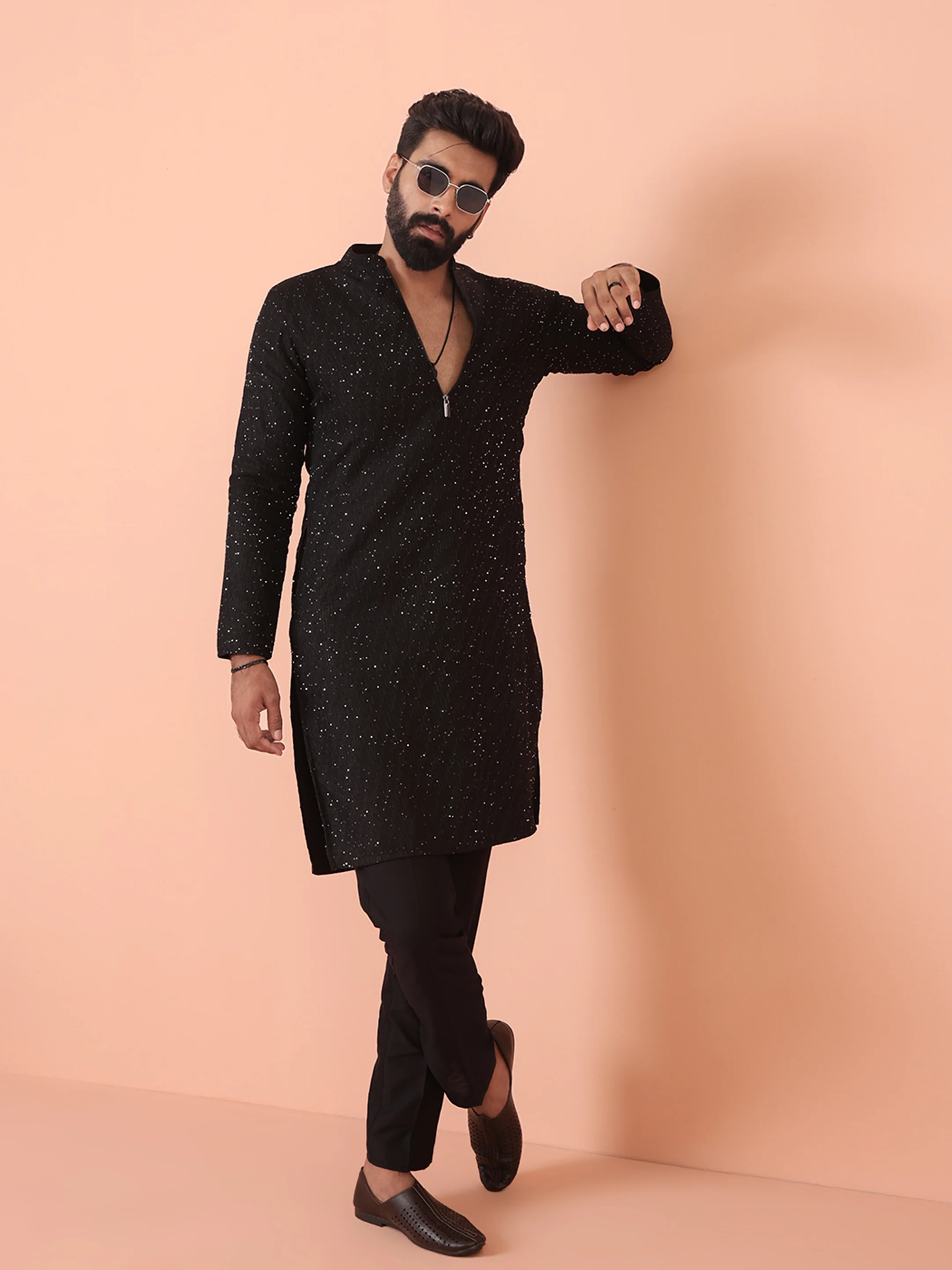 Men Black Embellished Kurta - Image 6