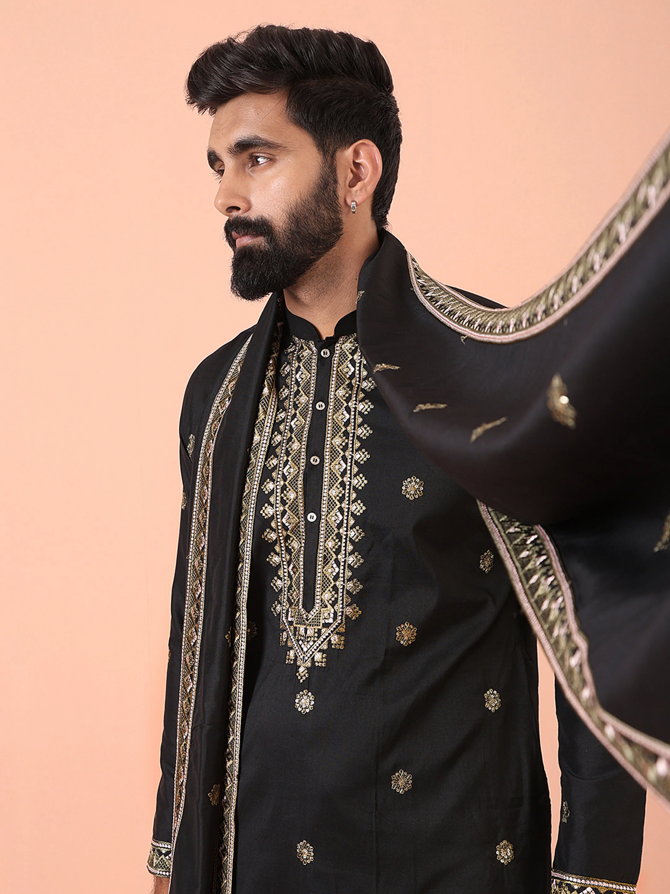 Men Black Embroidered Dupatta - Image 6
