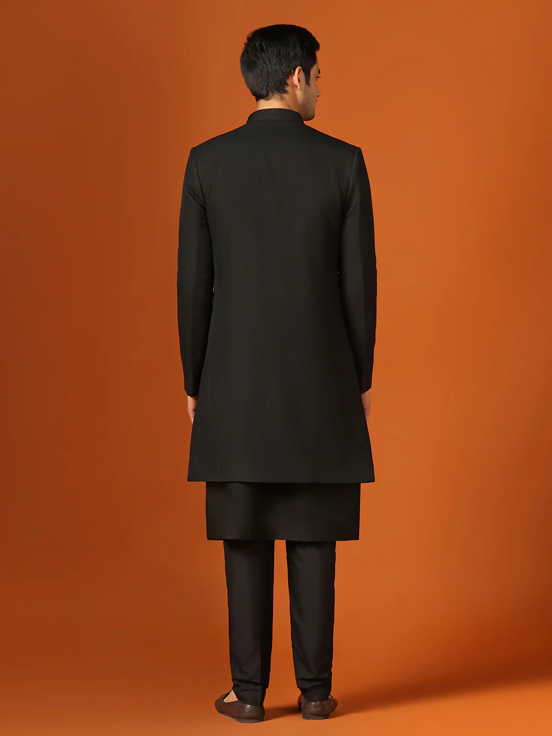 Men Black Textured Kurta Indowestern Trouser Set - Image 4