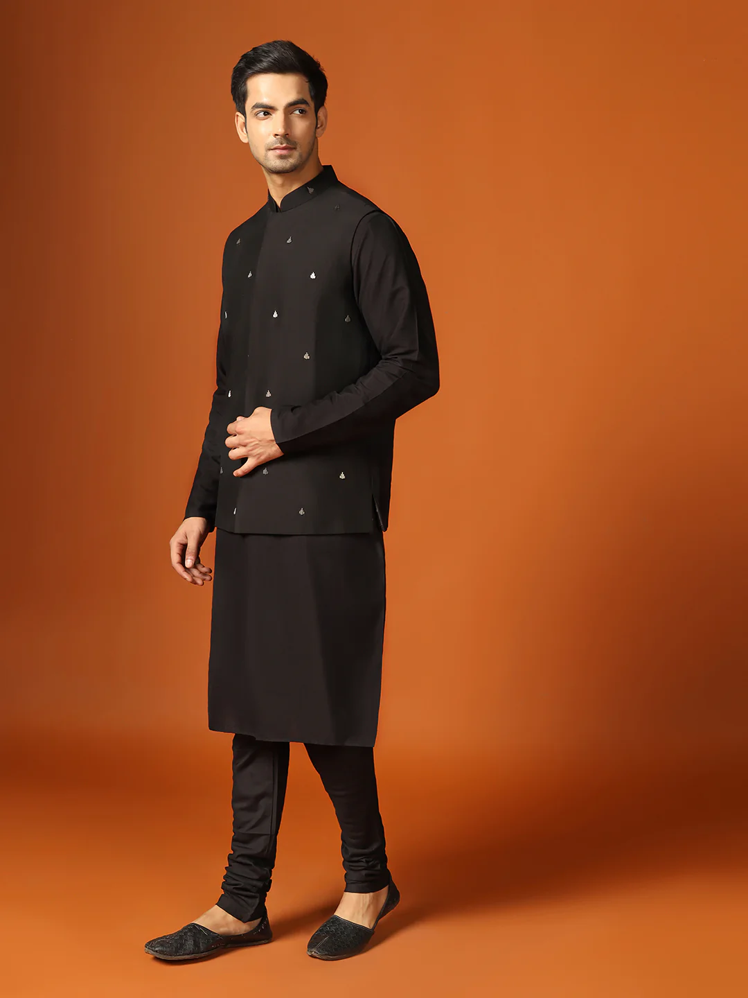 Men Black Kurta Jacket Churidar Set - Image 3