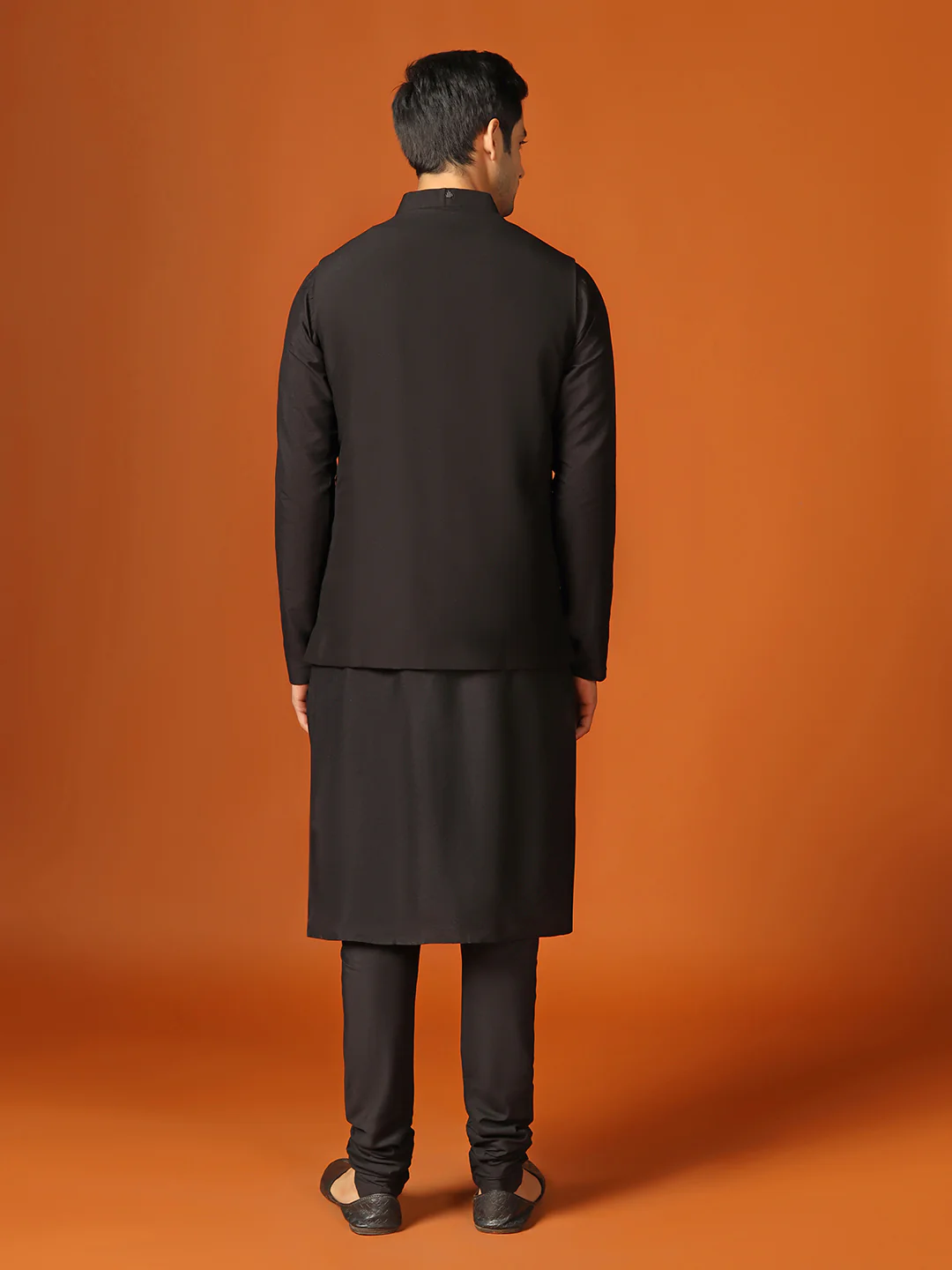 Men Black Kurta Jacket Churidar Set - Image 4