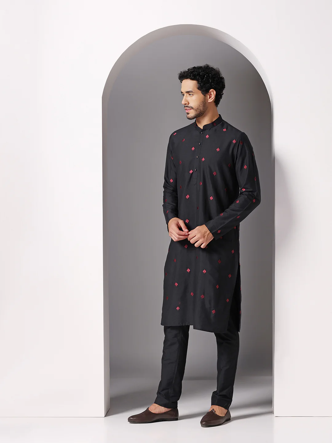 Black Cotton Embroidered Long Kurta - Image 3