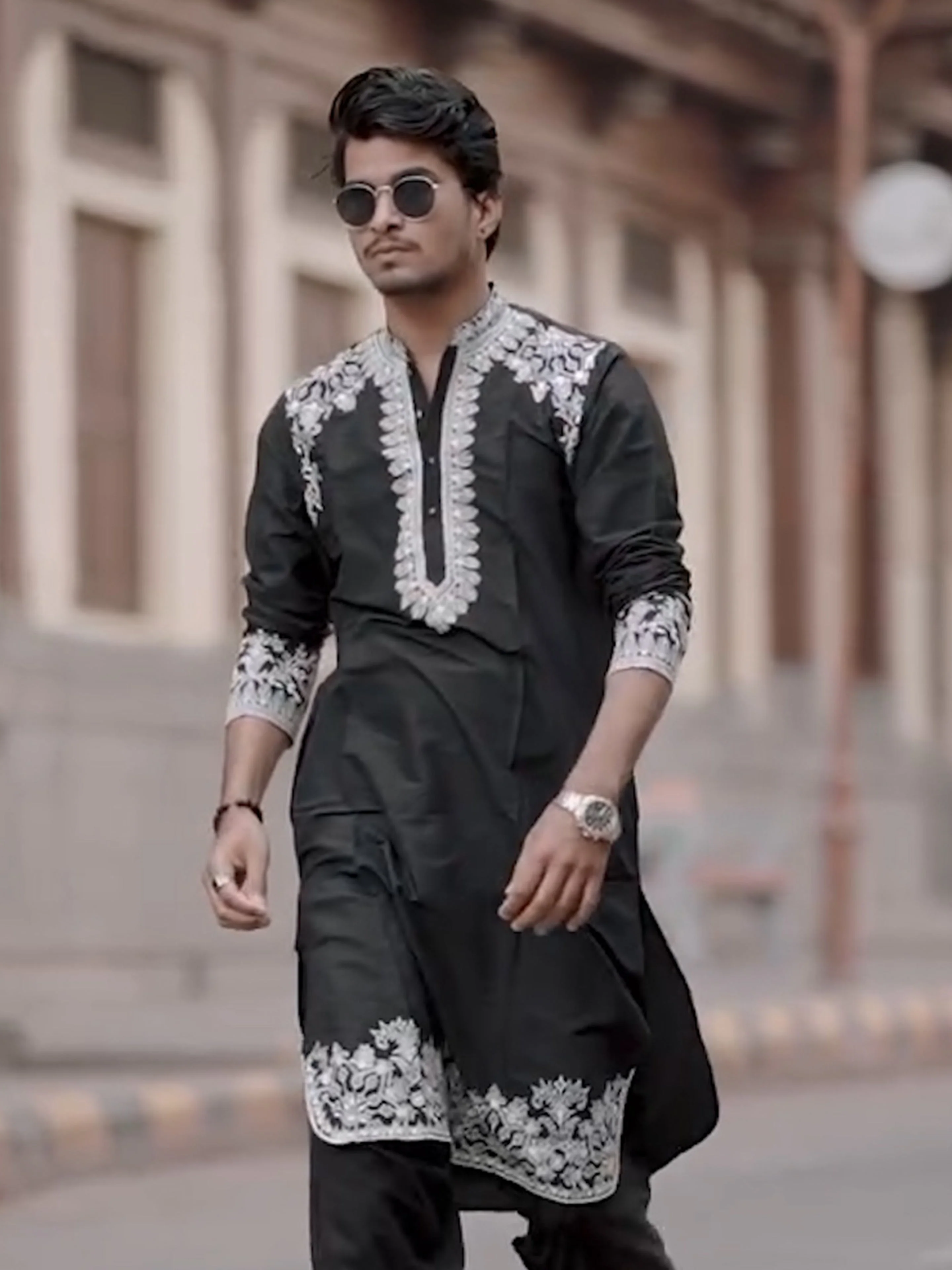 Black Cotton Embroidered Kurta - Image 8