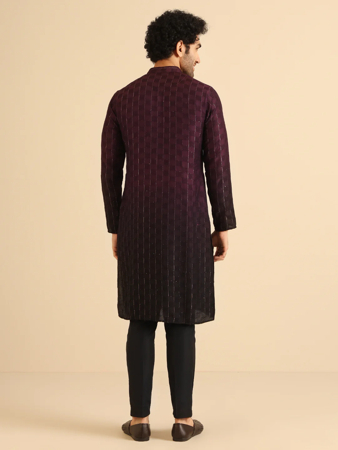 Wine to Black Ombre Check-Textured Long Kurta - Image 4