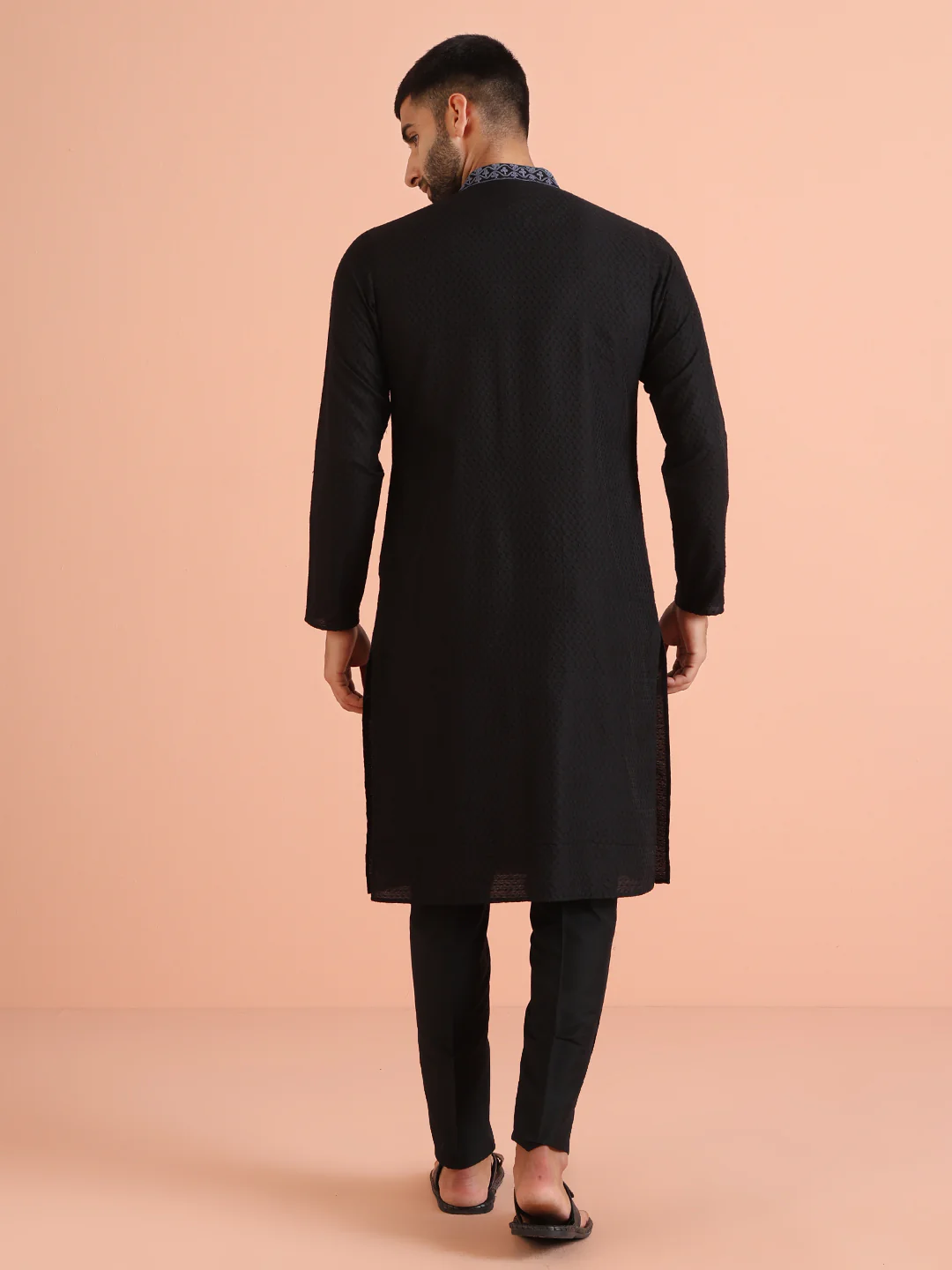 Men Black Kurta Trouser Set - Image 5