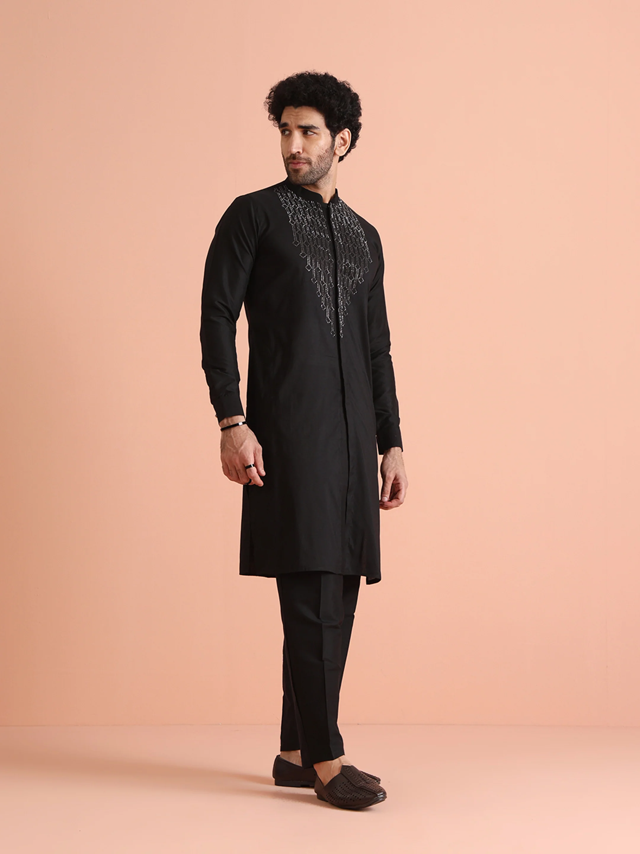 Men Black Embellished Rhine Stone Kurta - Image 2