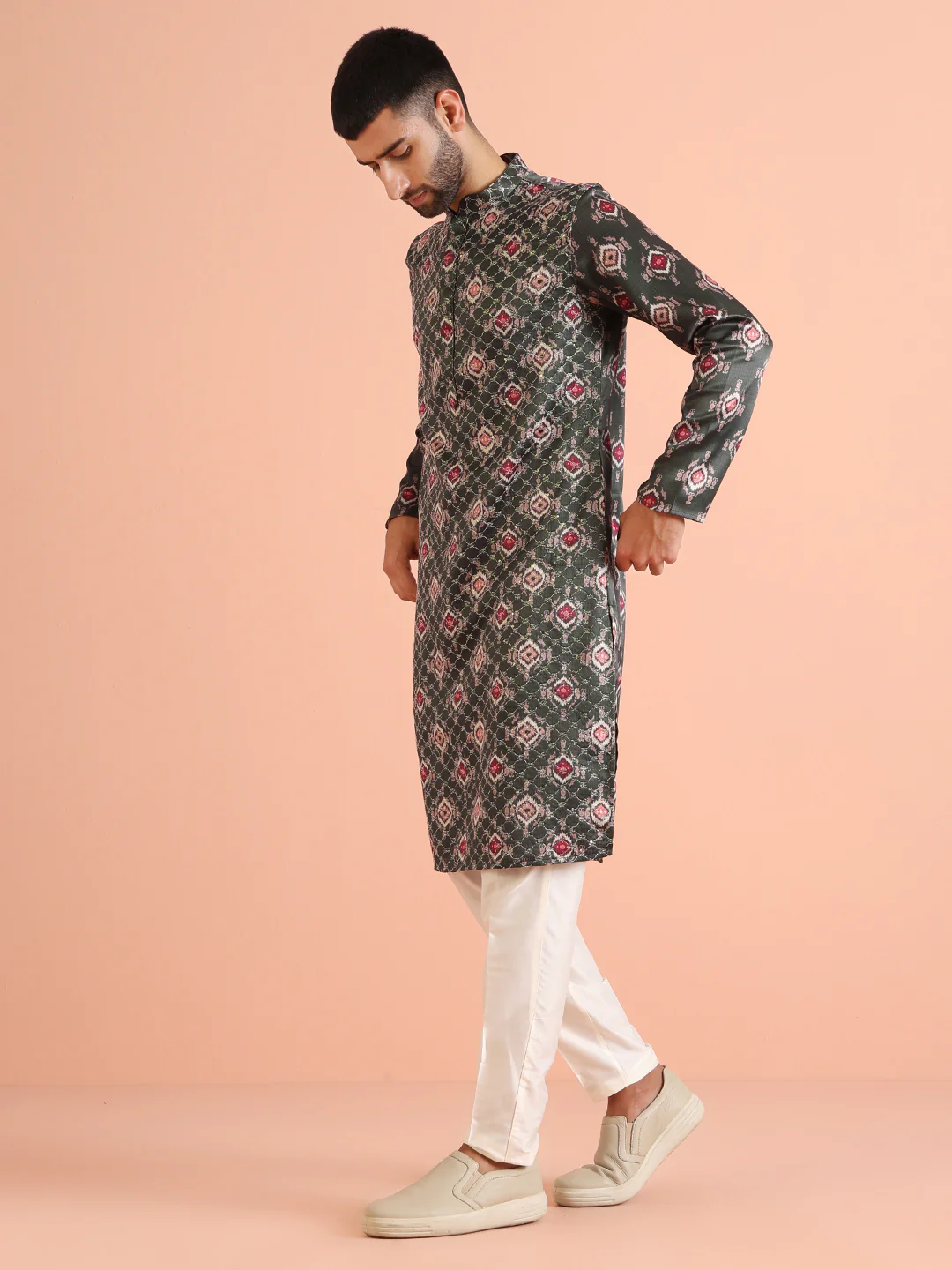 Men Bottle green Kurta Trouser Set - Image 4