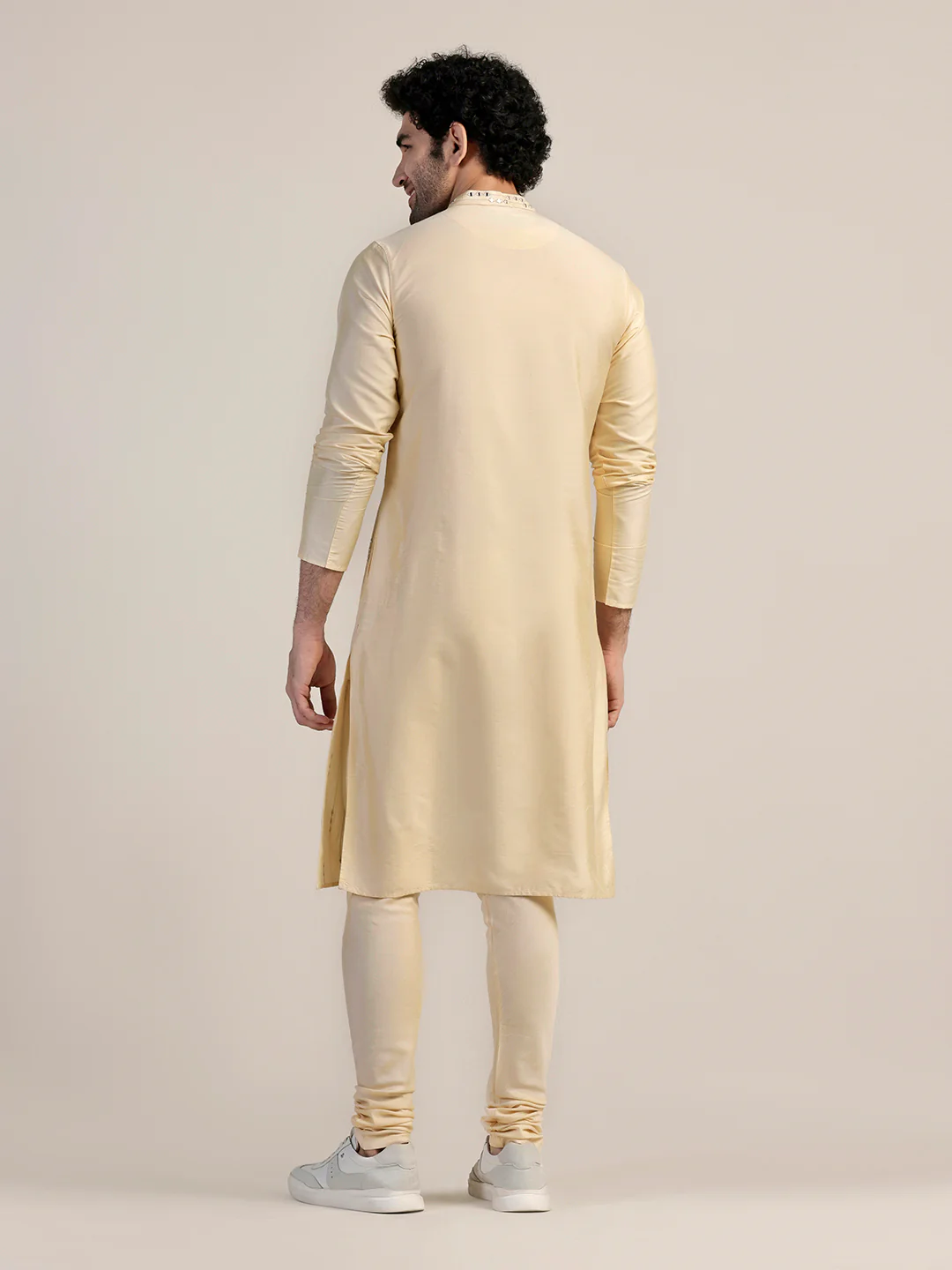 Cream Silk Blend Sequinned Kurta - Image 4