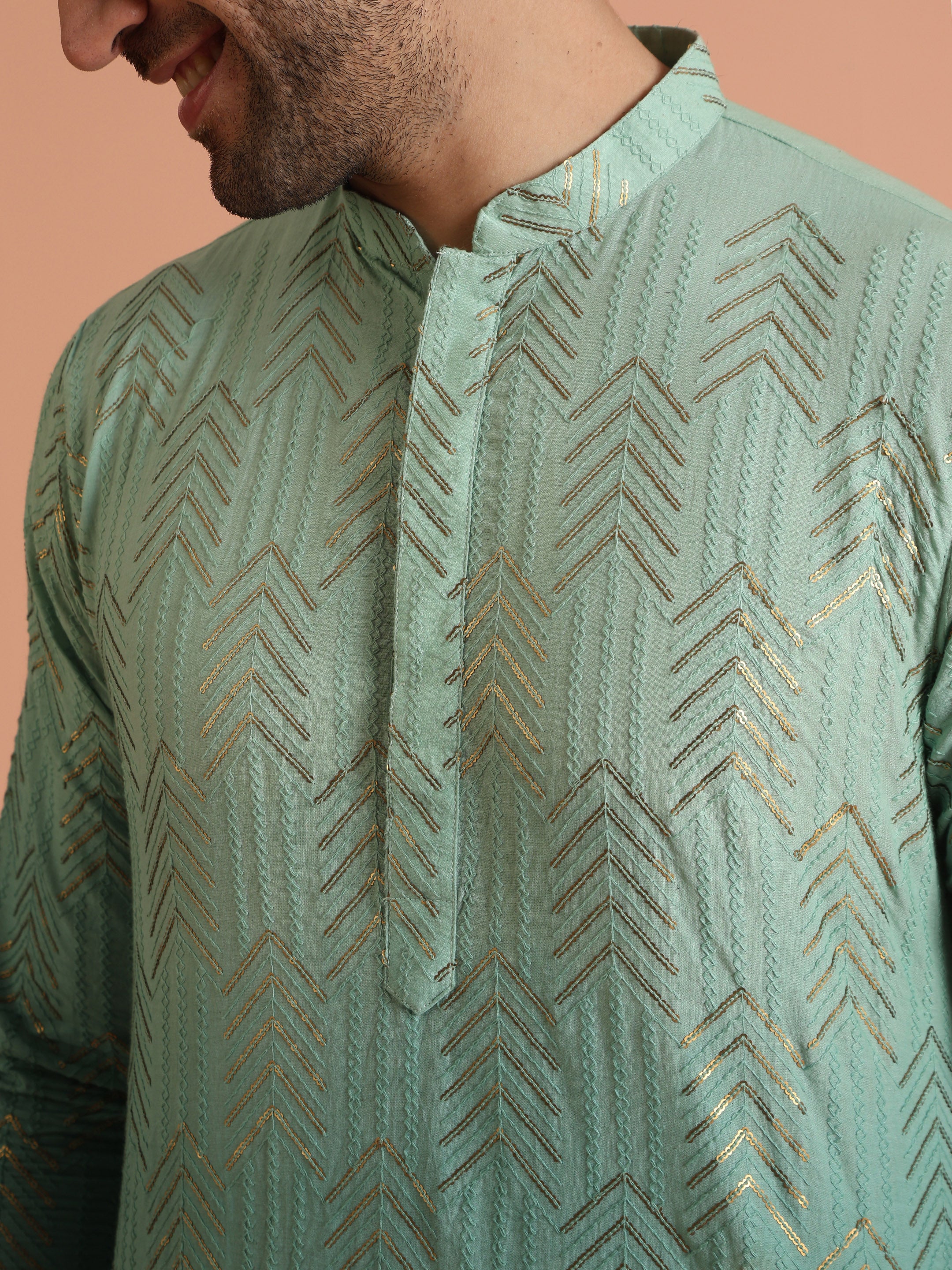Men Green Embroidered Sequinned Kurta Trouser Set - Image 2