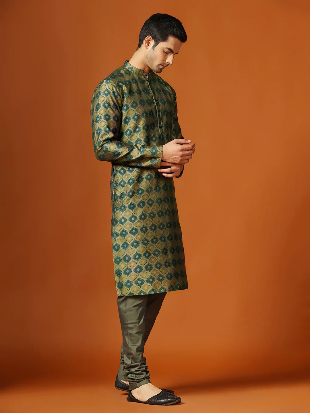 Kisah Men Green Kurta (Set of 1) - Image 2