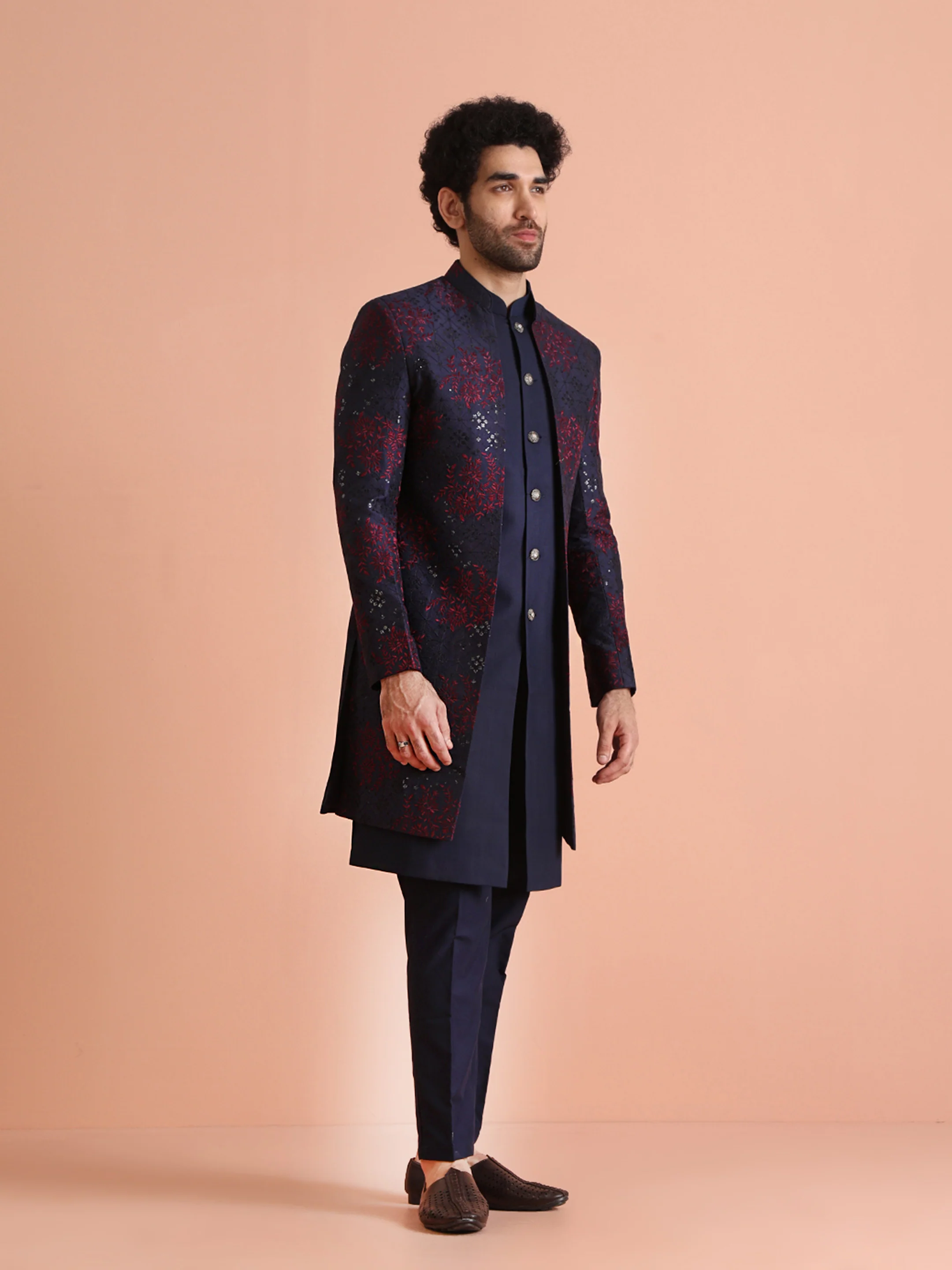 Navy Silk Blend Red Textured Sherwani Trouser Set - Image 3