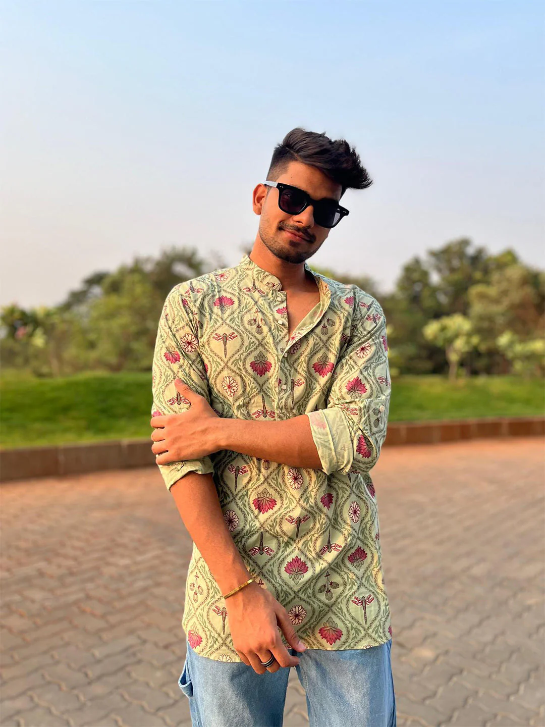 Green Cotton Printed Short Kurta - Image 8