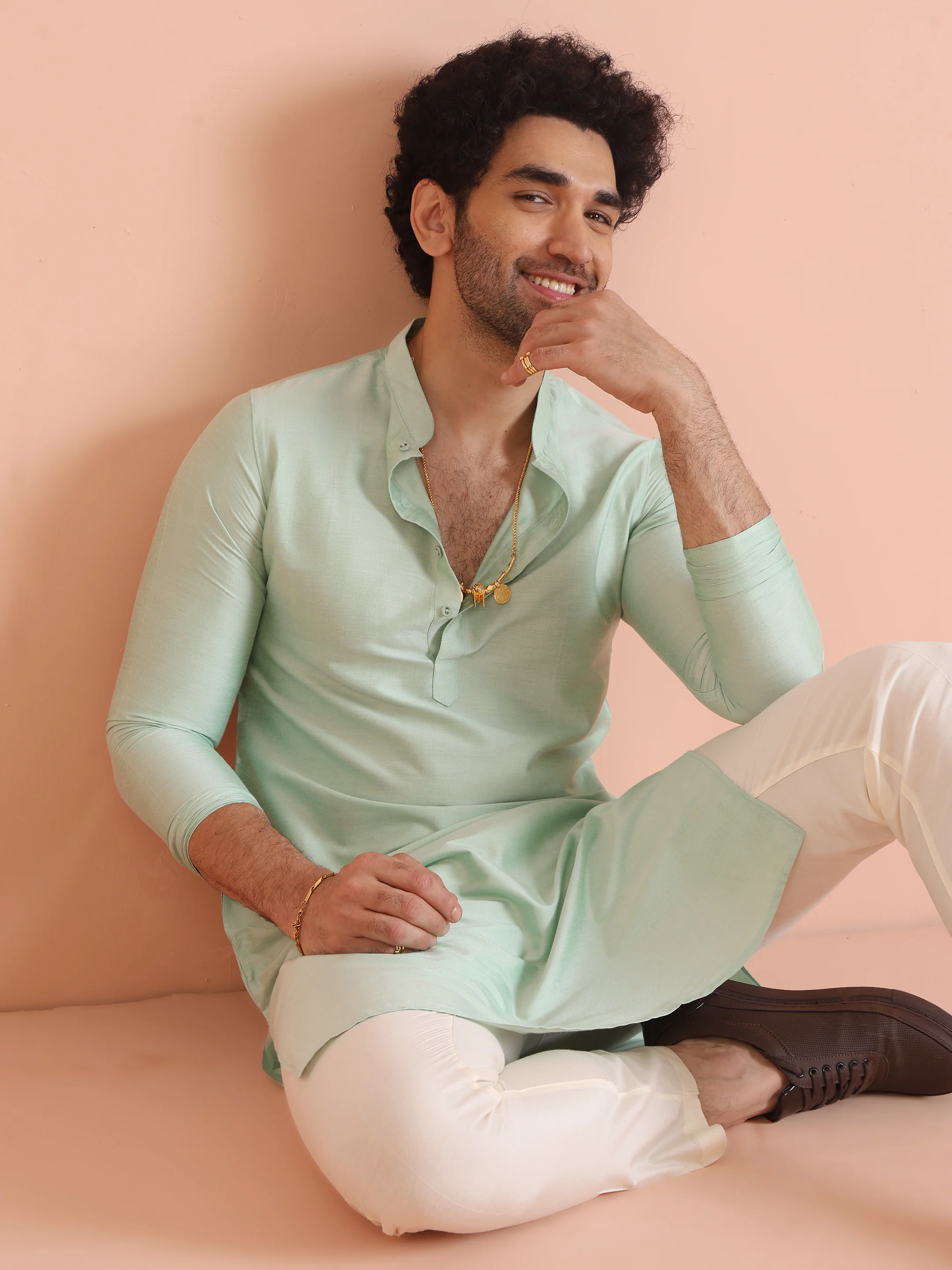 Men Green Solid Kurta Trouser Set - Image 6
