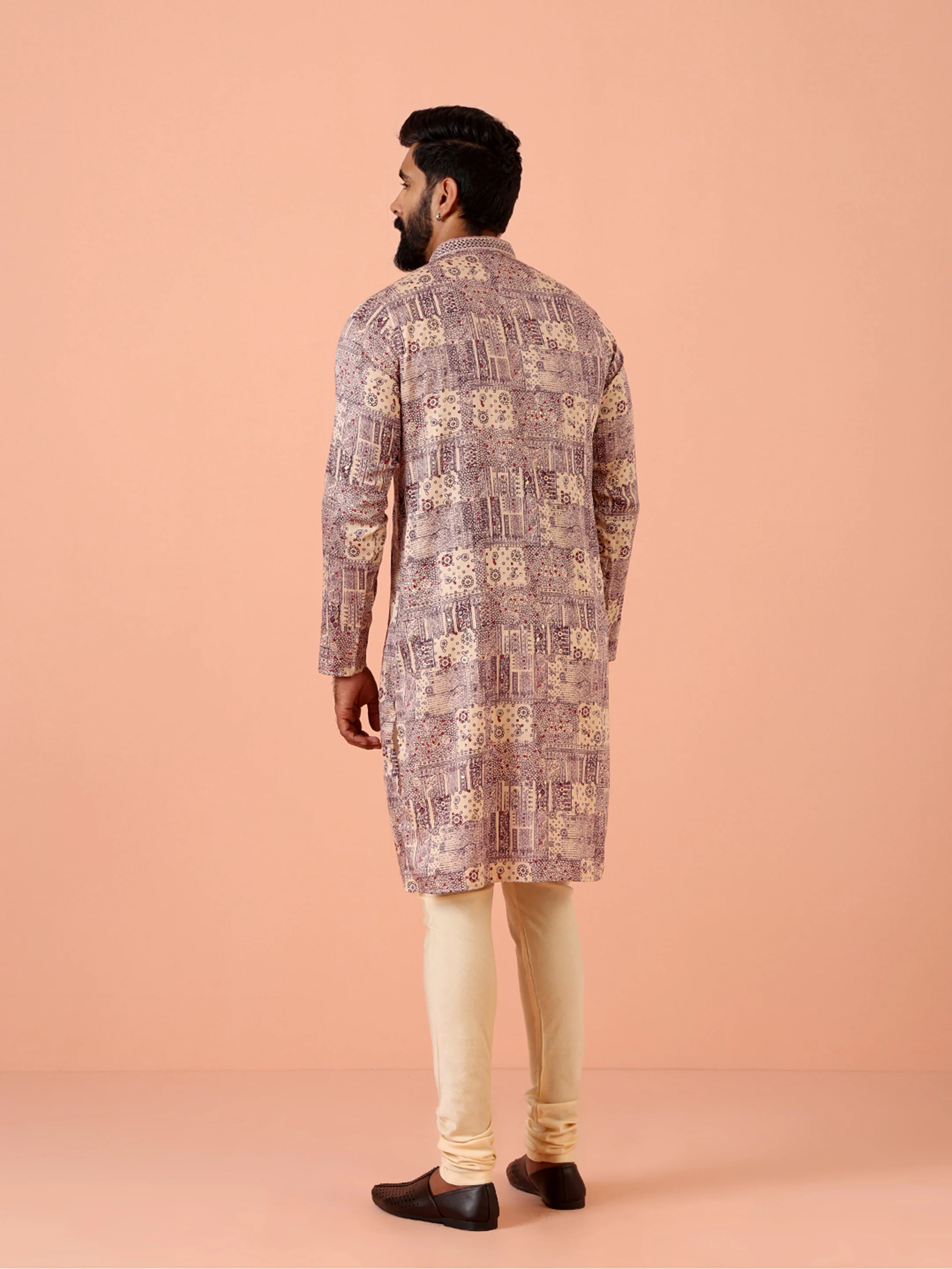 Mauve Kurta with All-Over Geometric Print and Mandarin Collar - Image 4