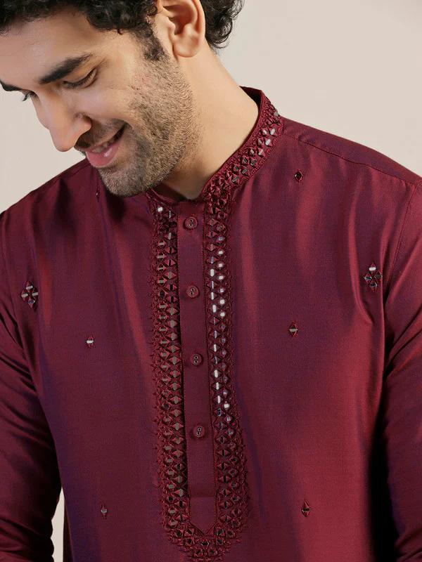 Maroon Embroidered Silk Blend Kurta - Image 5