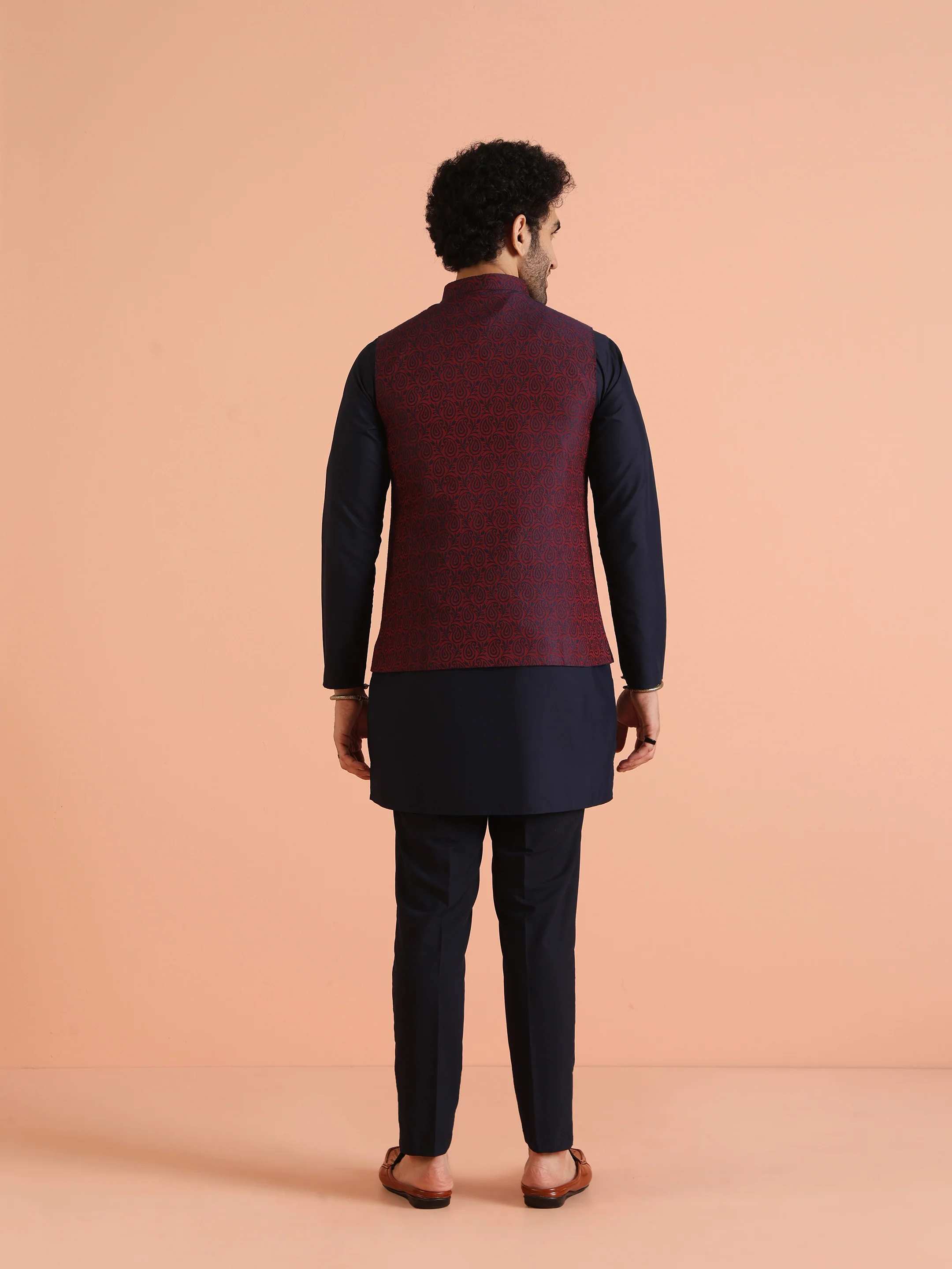 Navy Blue Cotton Silk Magenta Paisley Nehru Jacket Kurta Trouser - Image 5