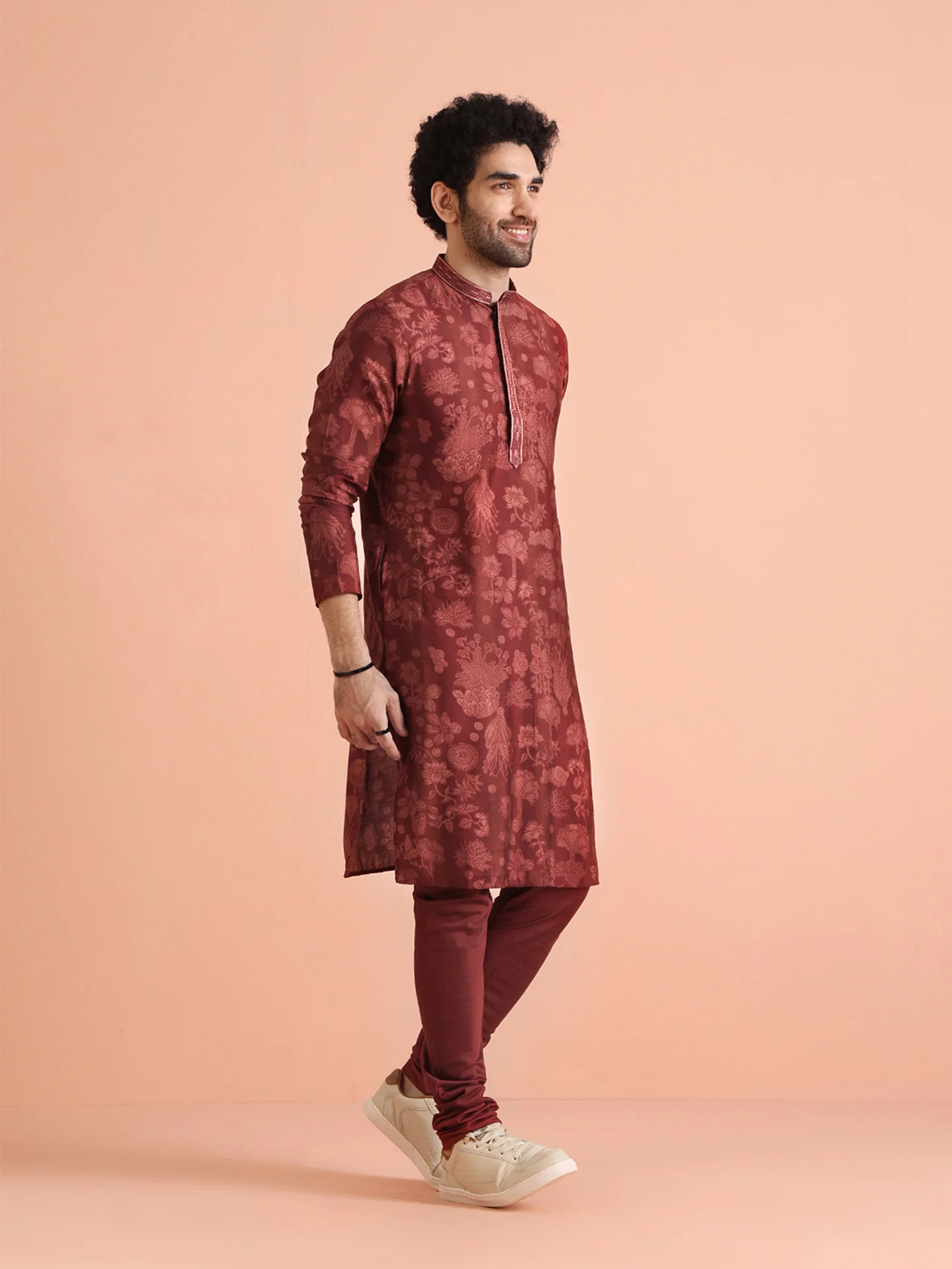 Maroon Printed Kurta with Maroon Churidar - Image 4