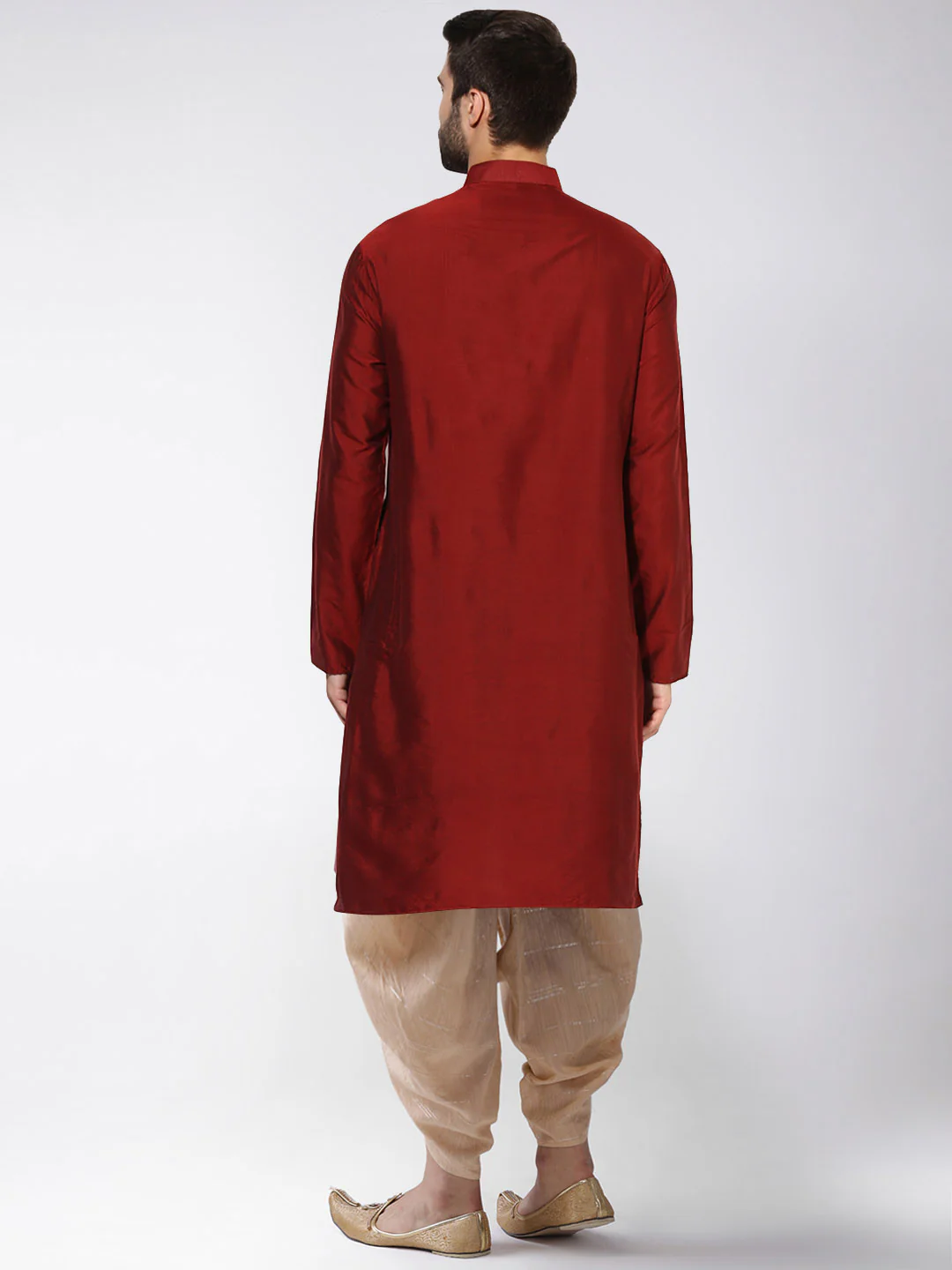 Maroon Silk Blend Solid Kurta Dhoti Set - Image 4