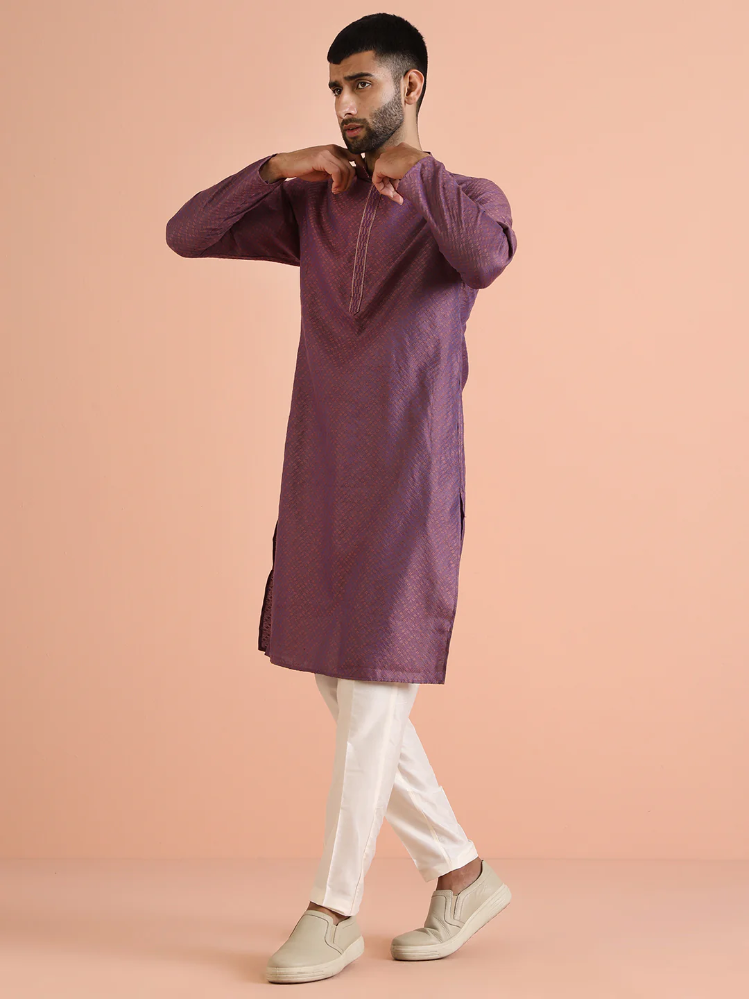 Men Mauve Kurta Trouser Set - Image 4