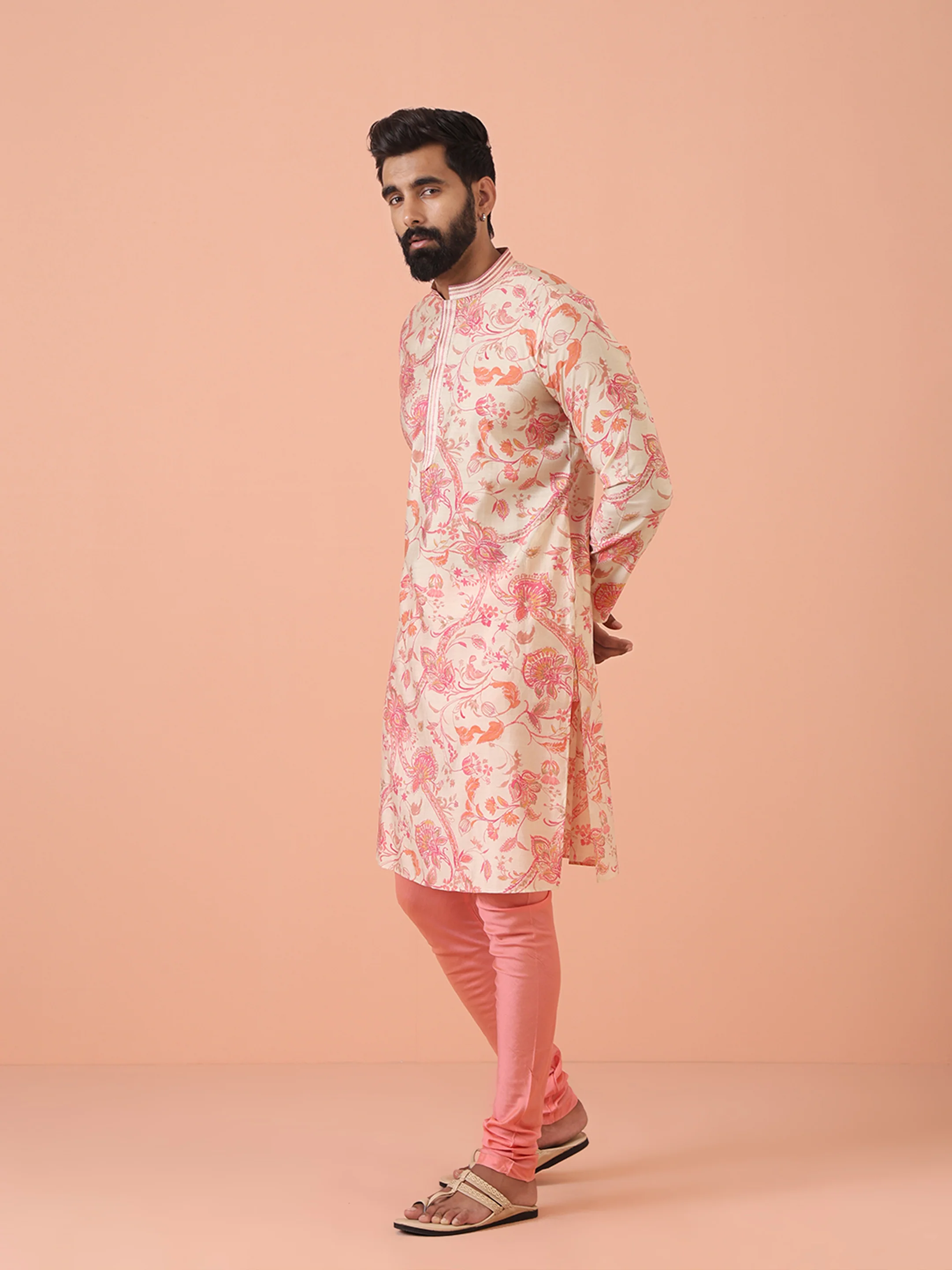 Cream Pink Floral Printed Kurta - Image 3