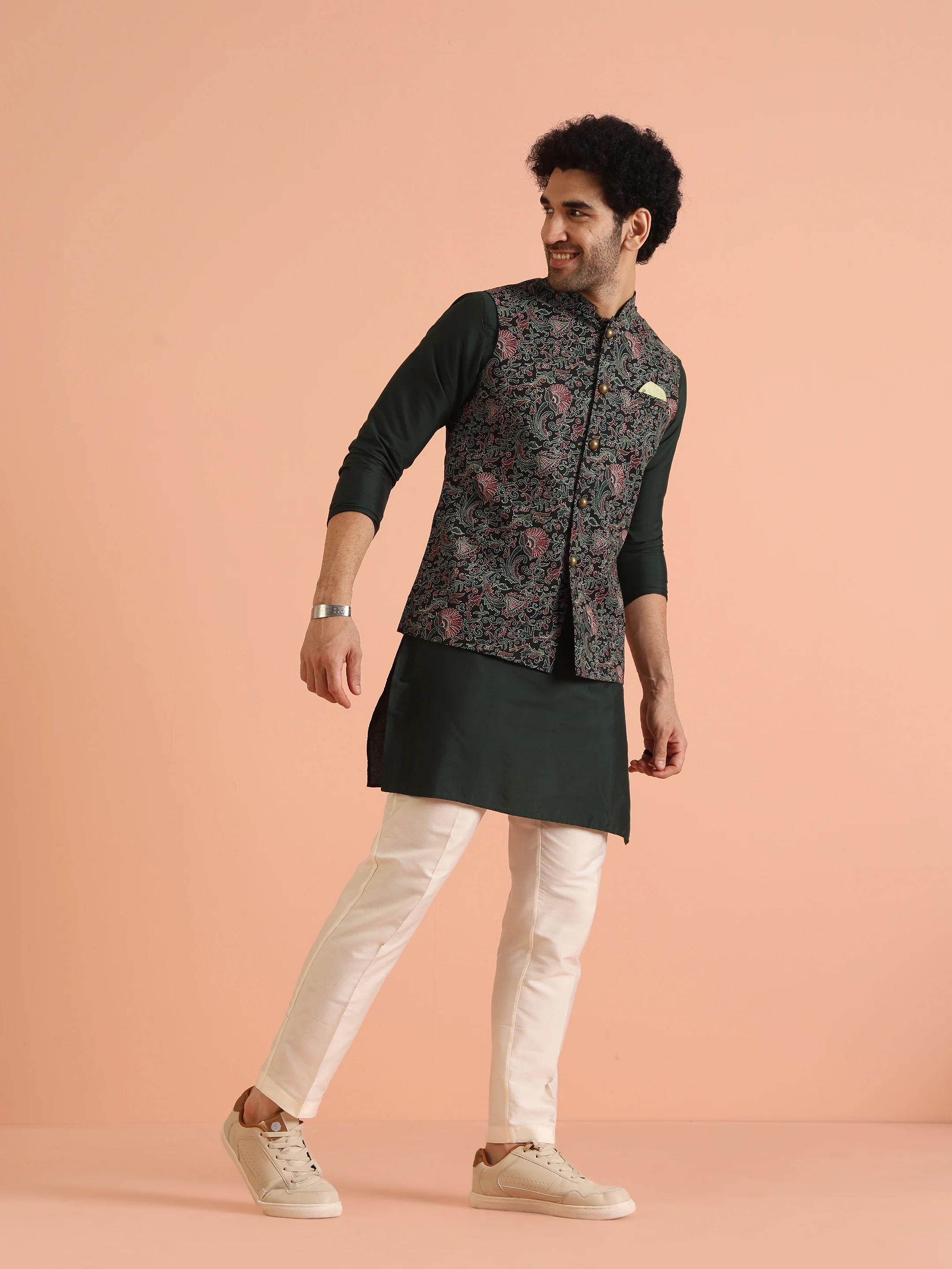 Green Multi Kantha Print Jacket Kurta Trouser Set - Image 4