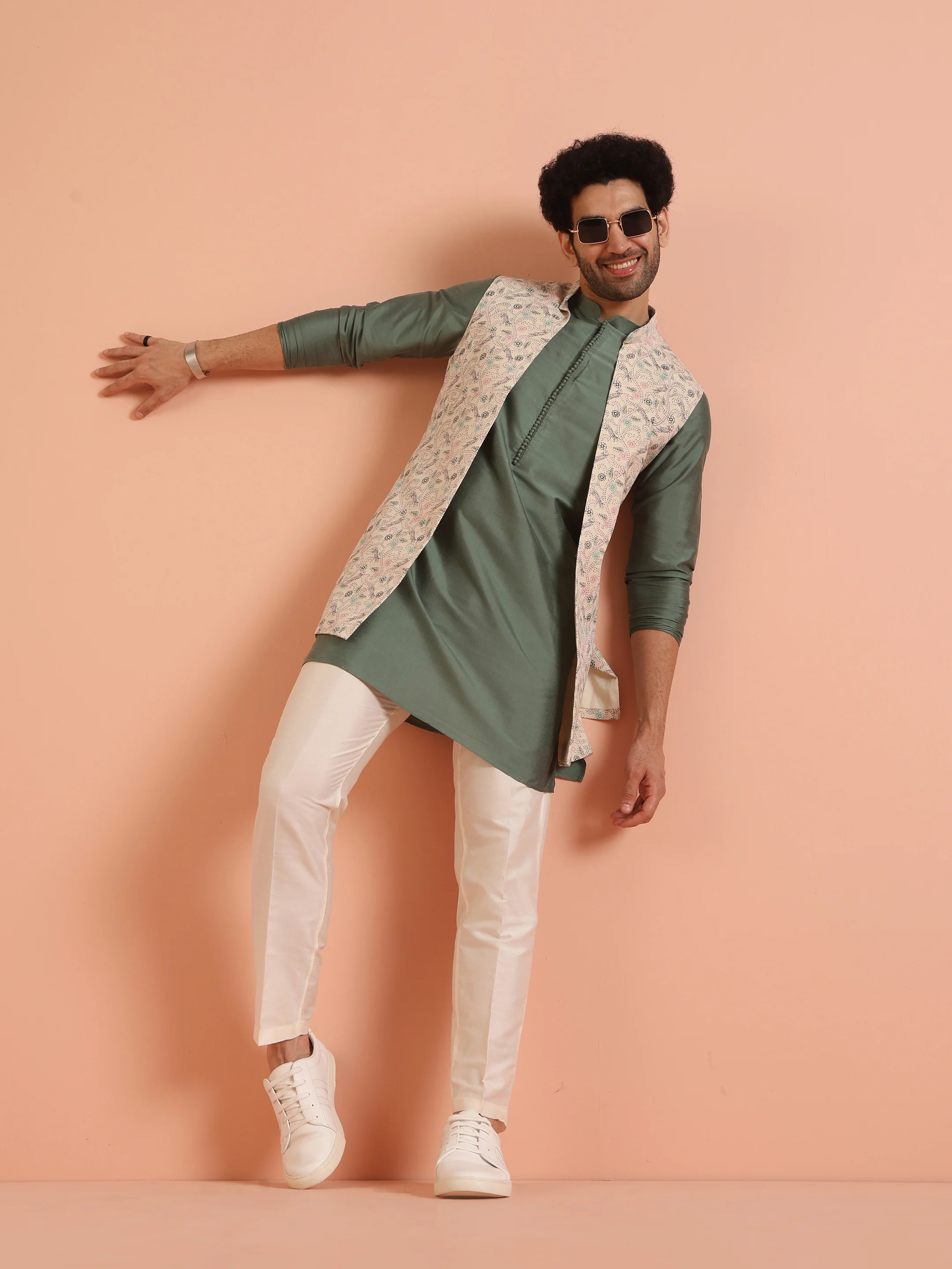 Green Silk Blend Printed Jacket Kurta Trouser Set - Image 7