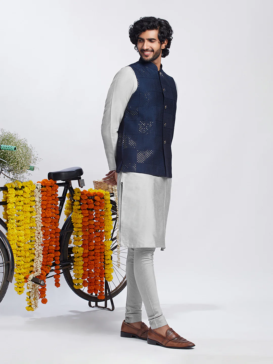 Men Navy Blue Kurta Jacket Churidar Set - Image 2