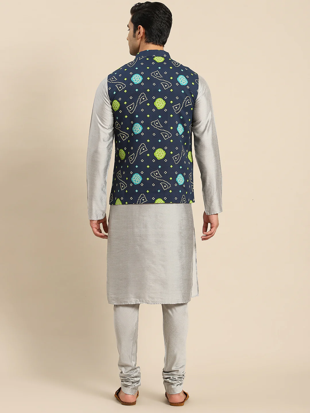 Men Navy Blue Kurta Jacket Set - Image 7