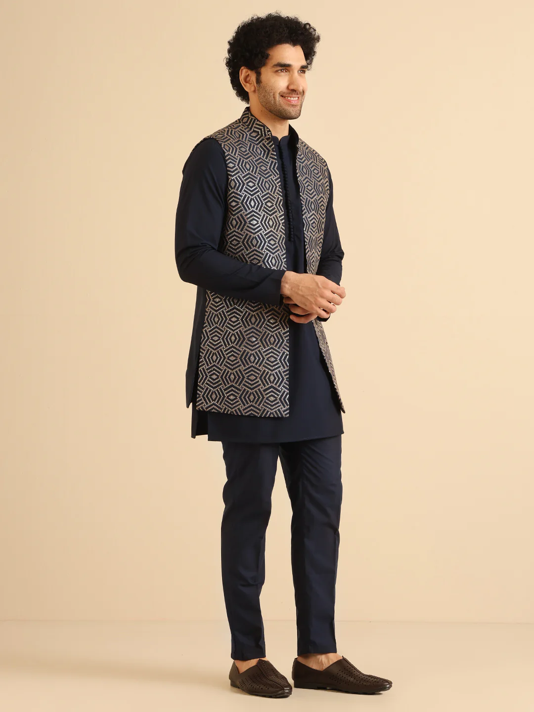 Men Navy Blue Kurta Jacket Trouser Set - Image 2