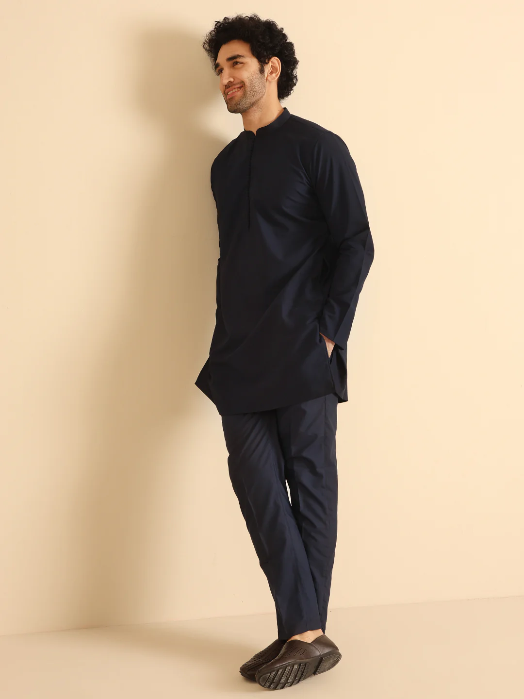 Navy Blue Cotton Silk Mid Kurta - Image 6