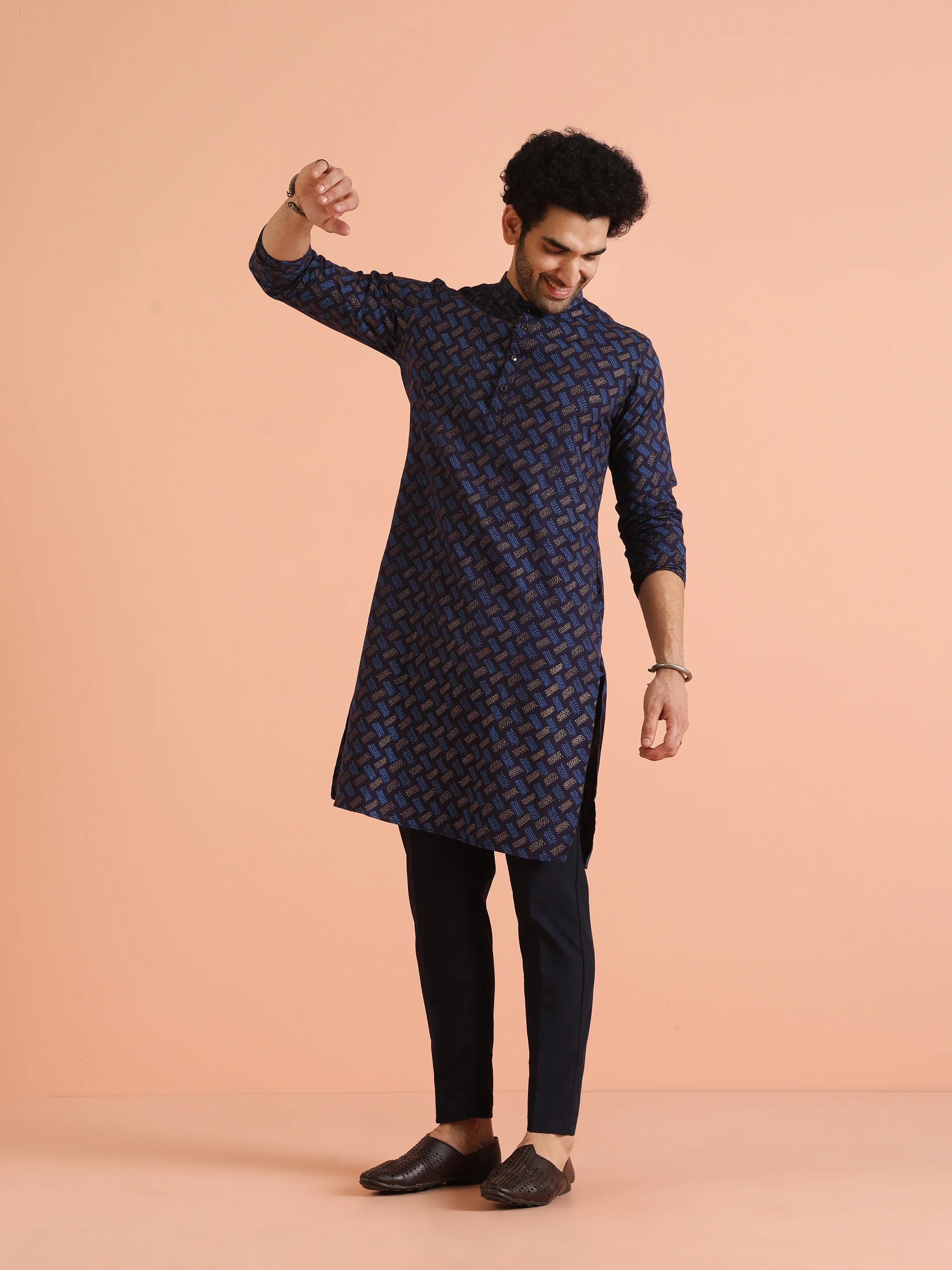 Blue Cotton Silk Printed Kurta with Trouser - Image 2