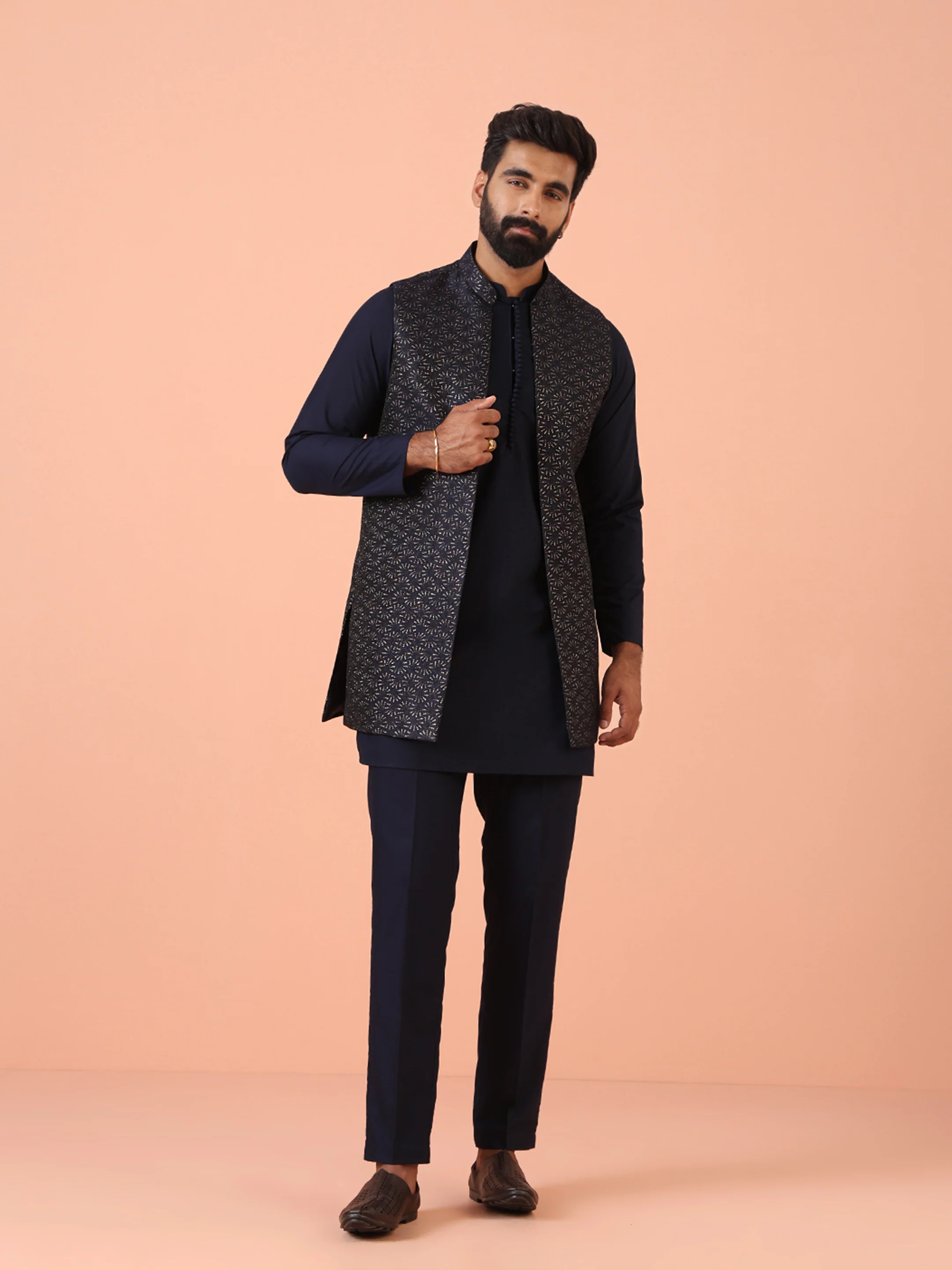 Navy Silk Blend Black Textured Nehru Jacket Mid Kurta Set - Image 7