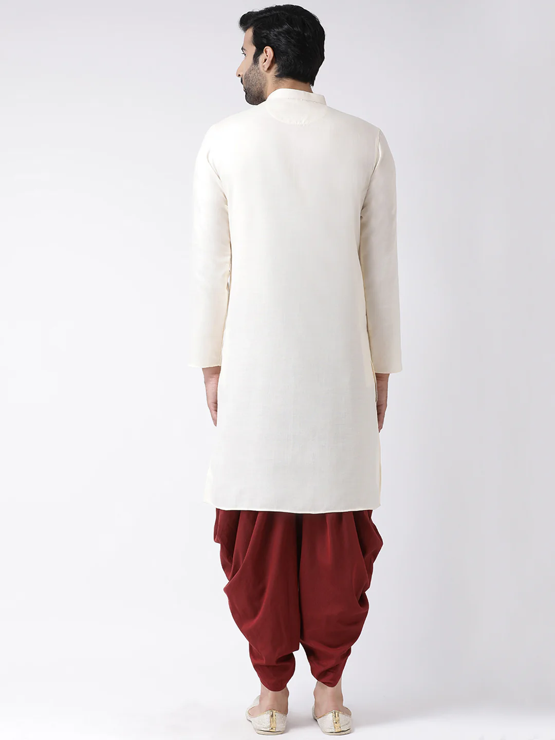 Men Off White Solid Dyed Kurta - Image 3