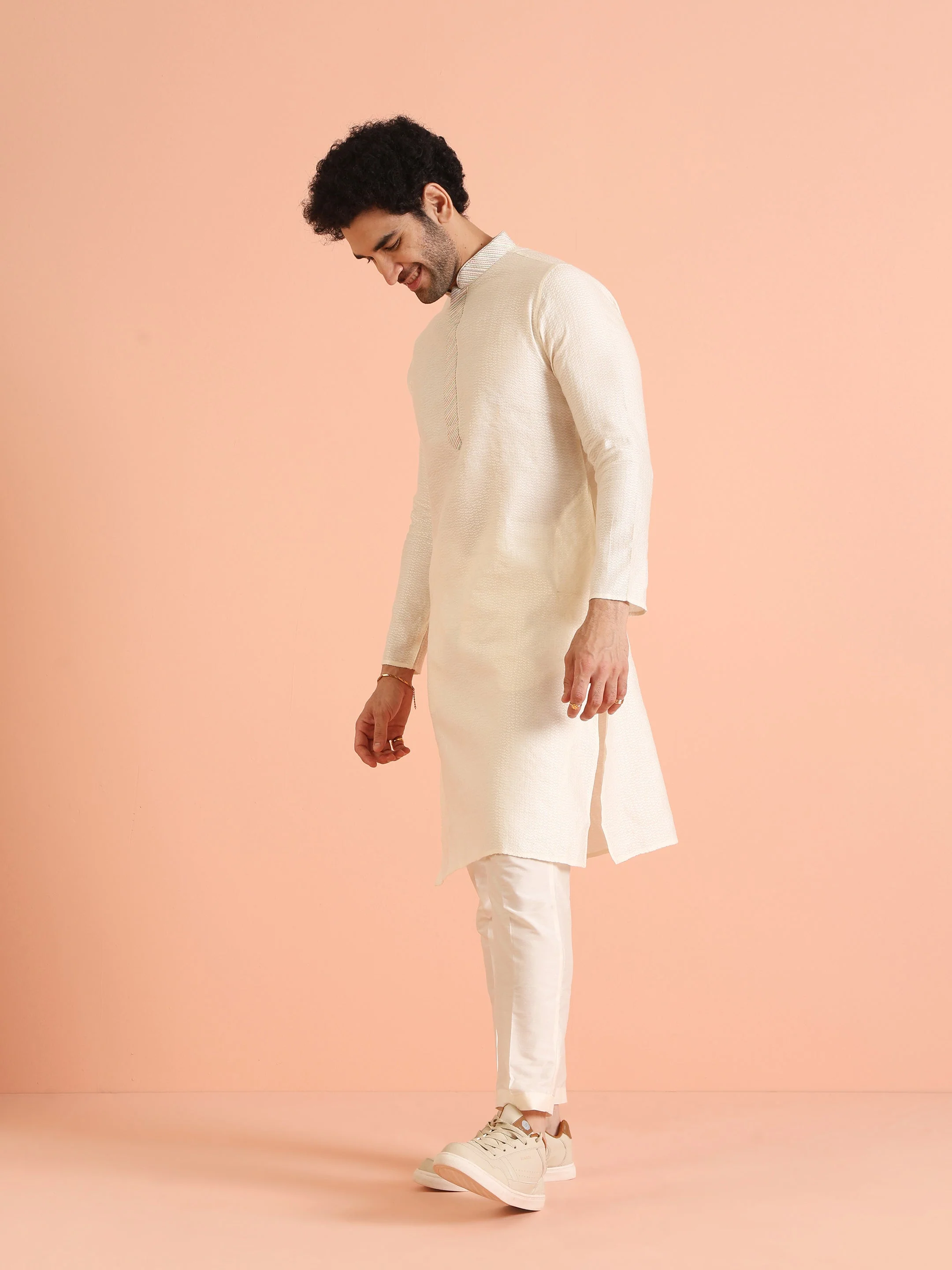 Cream Silk Blend Textured Kurta with Mandarin Collar - Image 11