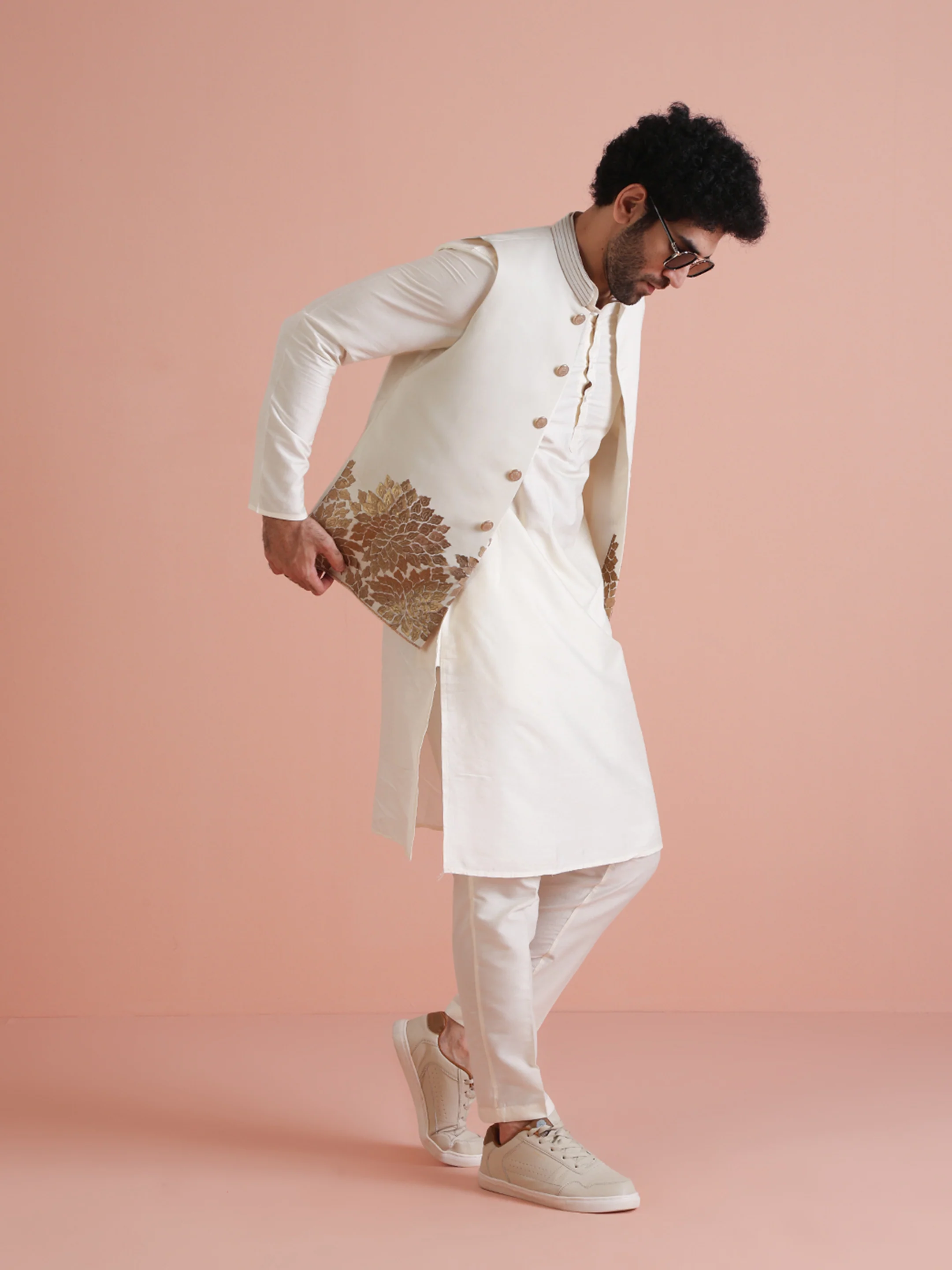 Cream Silk Blend Gold Embroidered Jacket Kurta Trouser Set - Image 4