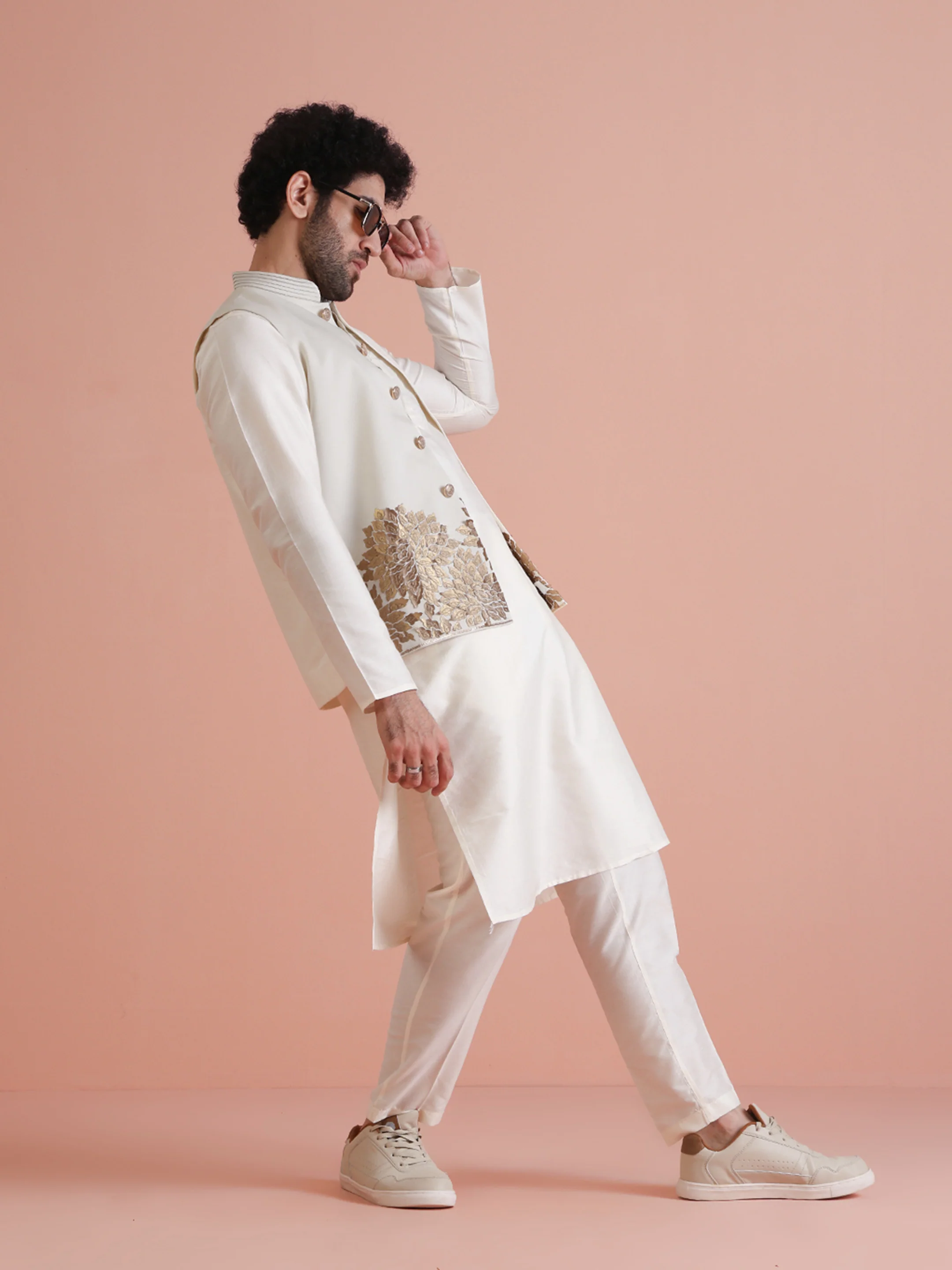 Men Off White Patch Work Nehru Jacket - Image 7
