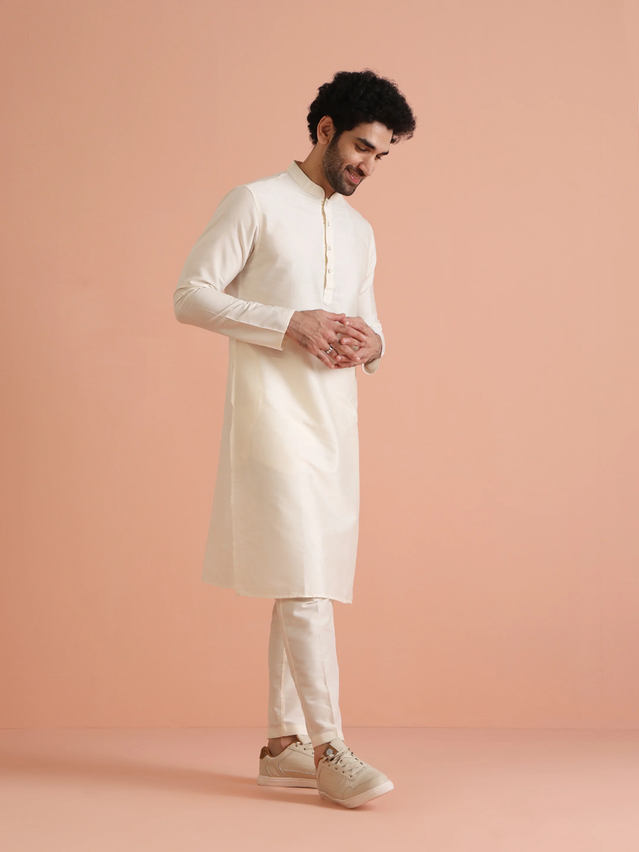 Cream Silk Blend Solid Long Kurta - Image 2