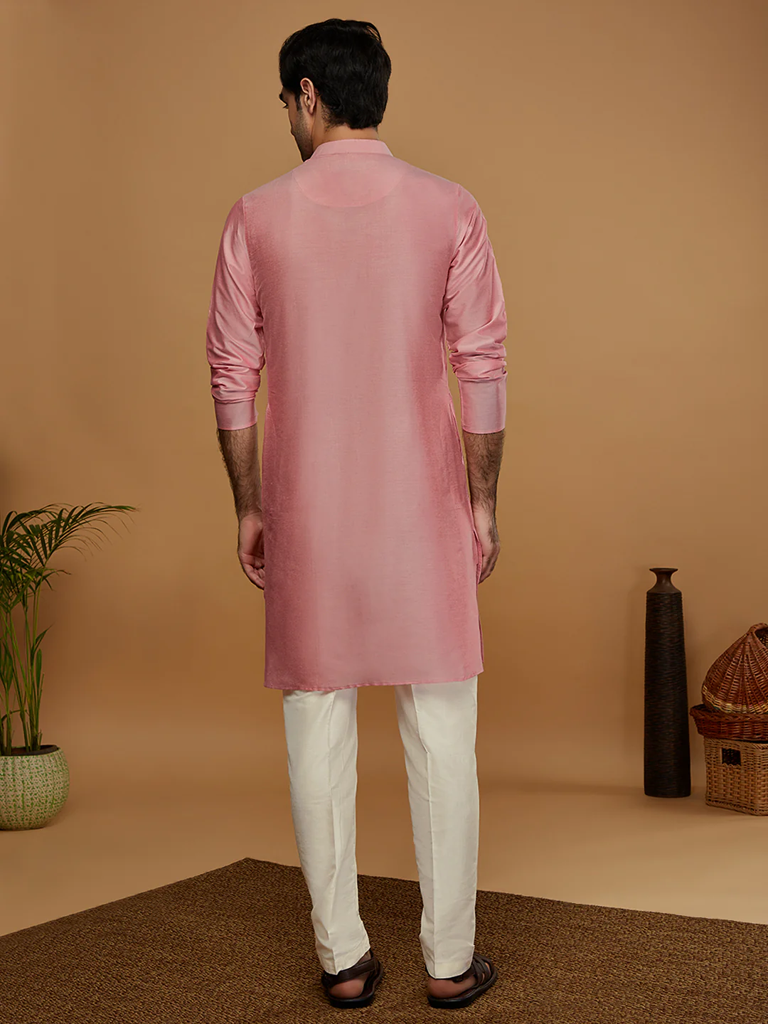 Pink Cotton Silk Solid Mid Kurta - Image 4