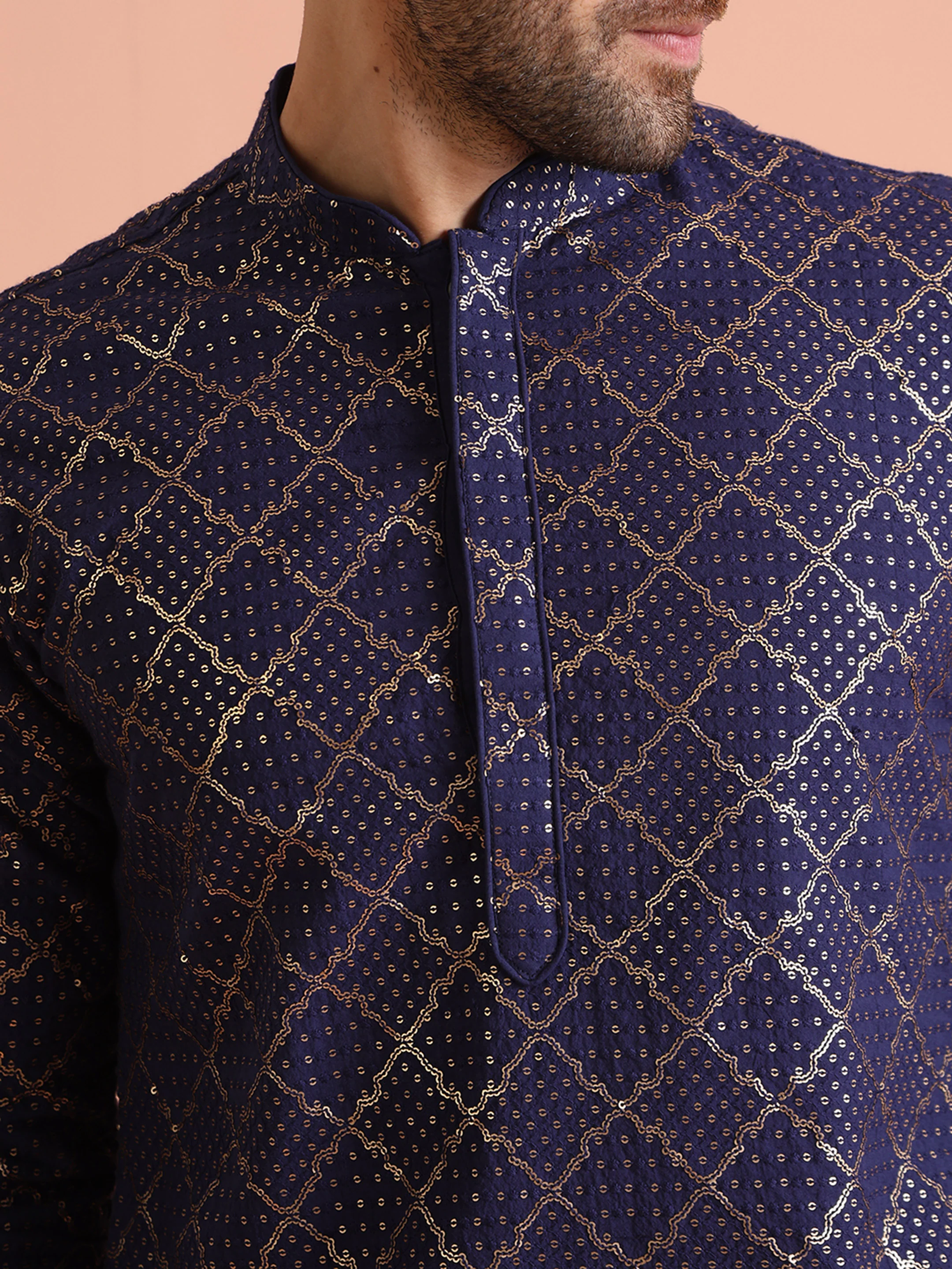 Men Purple Sequinned Kurta Trouser Set - Image 5