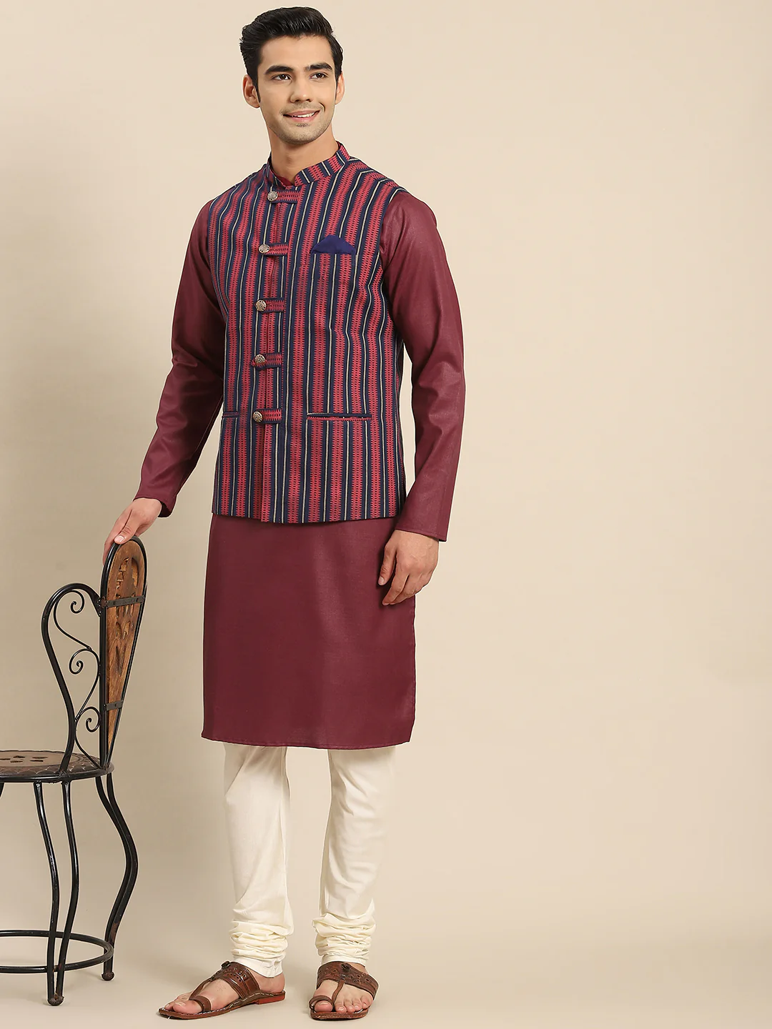 Men Red Kurta Jacket Set - Image 8