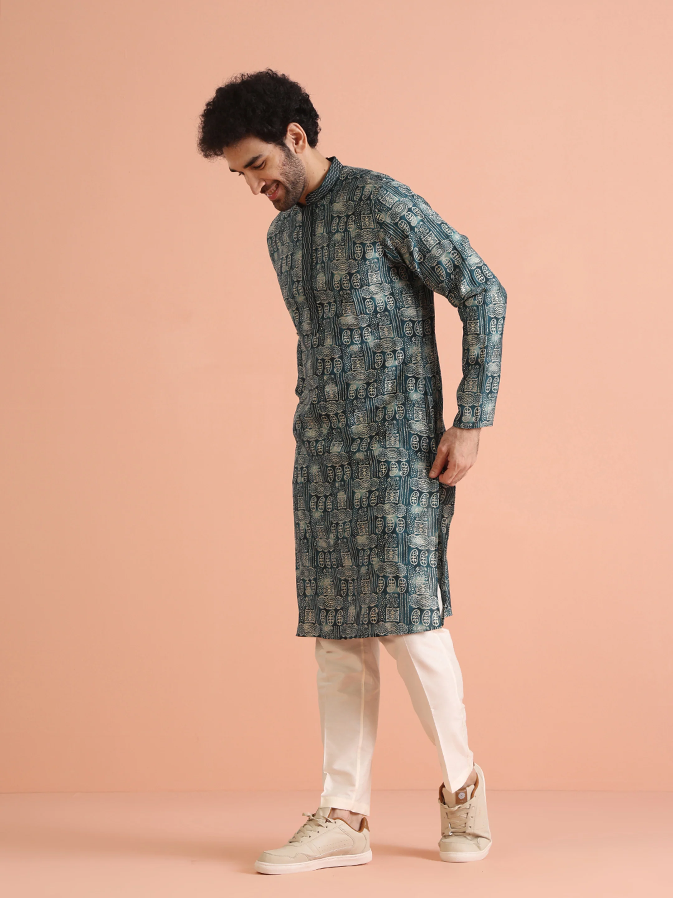 Men Turquoise Blue Paisley Kurta Trouser Set - Image 2