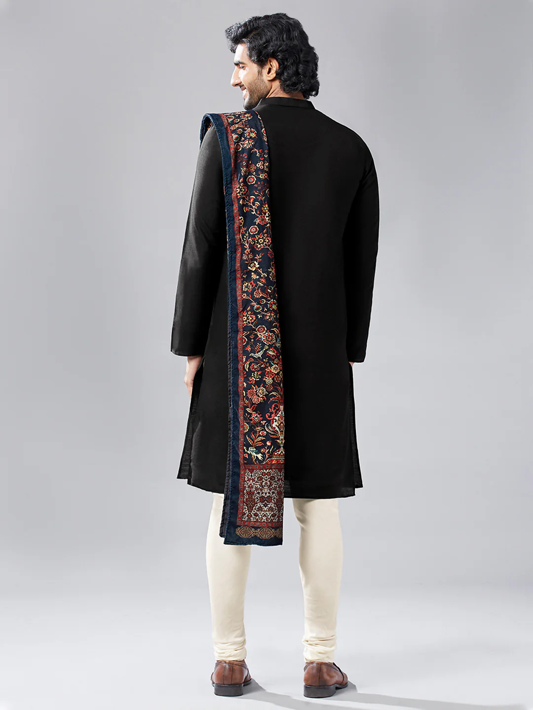 Black Silk Blend Kurta Churidar with Embroidered Dupatta - Image 4