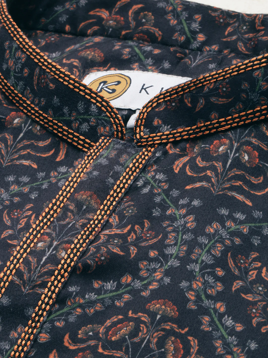 Black Printed Kurta with Contrast Detailing - Image 4