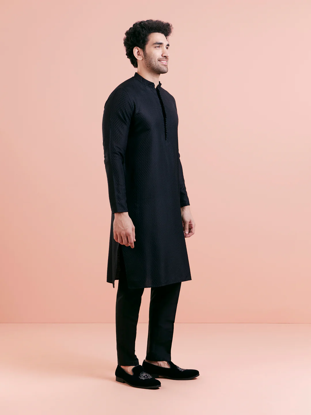 Black Cotton Self Textured Long Kurta - Image 3