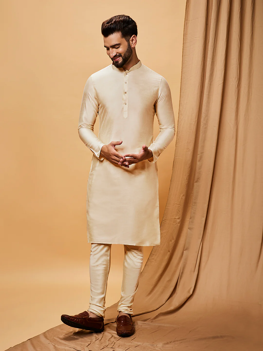 Cream Silk Blend Green Textured Nehru Jacket Kurta Set - Image 5