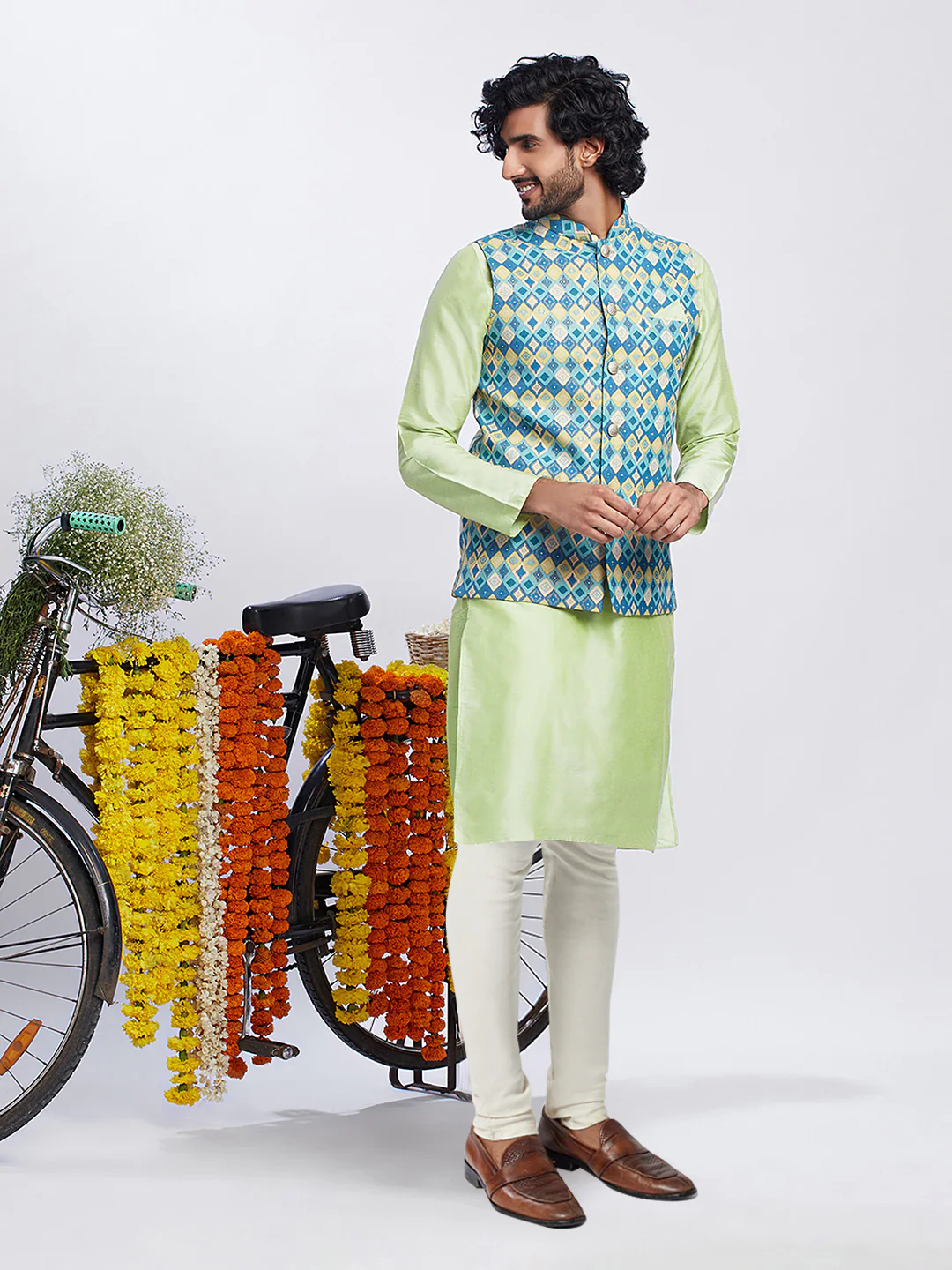Kisah Men's Blue Kurta Jacket Churidar Set - Image 2