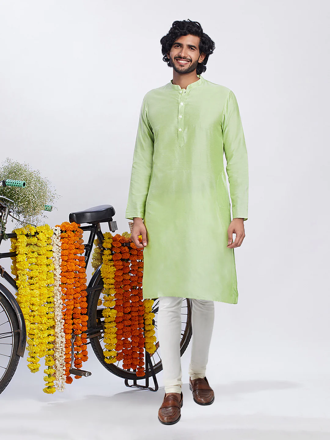 Kisah Men's Blue Kurta Jacket Churidar Set - Image 5