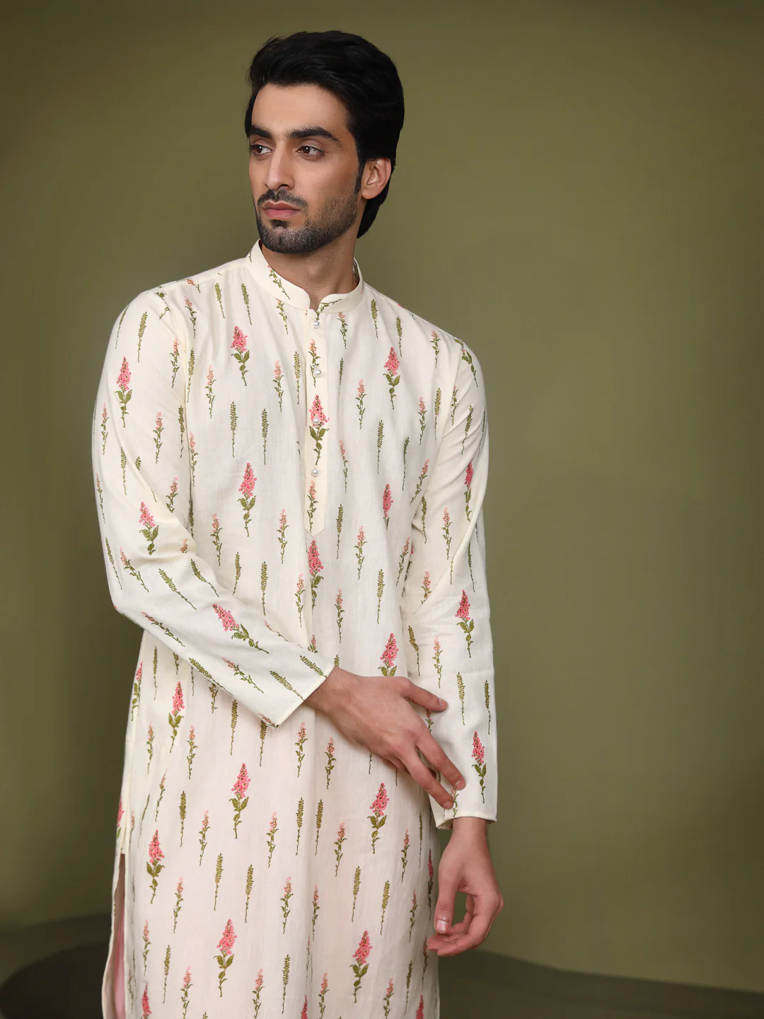 Cream Printed Cotton Silk Kurta Trouser Set - Image 5